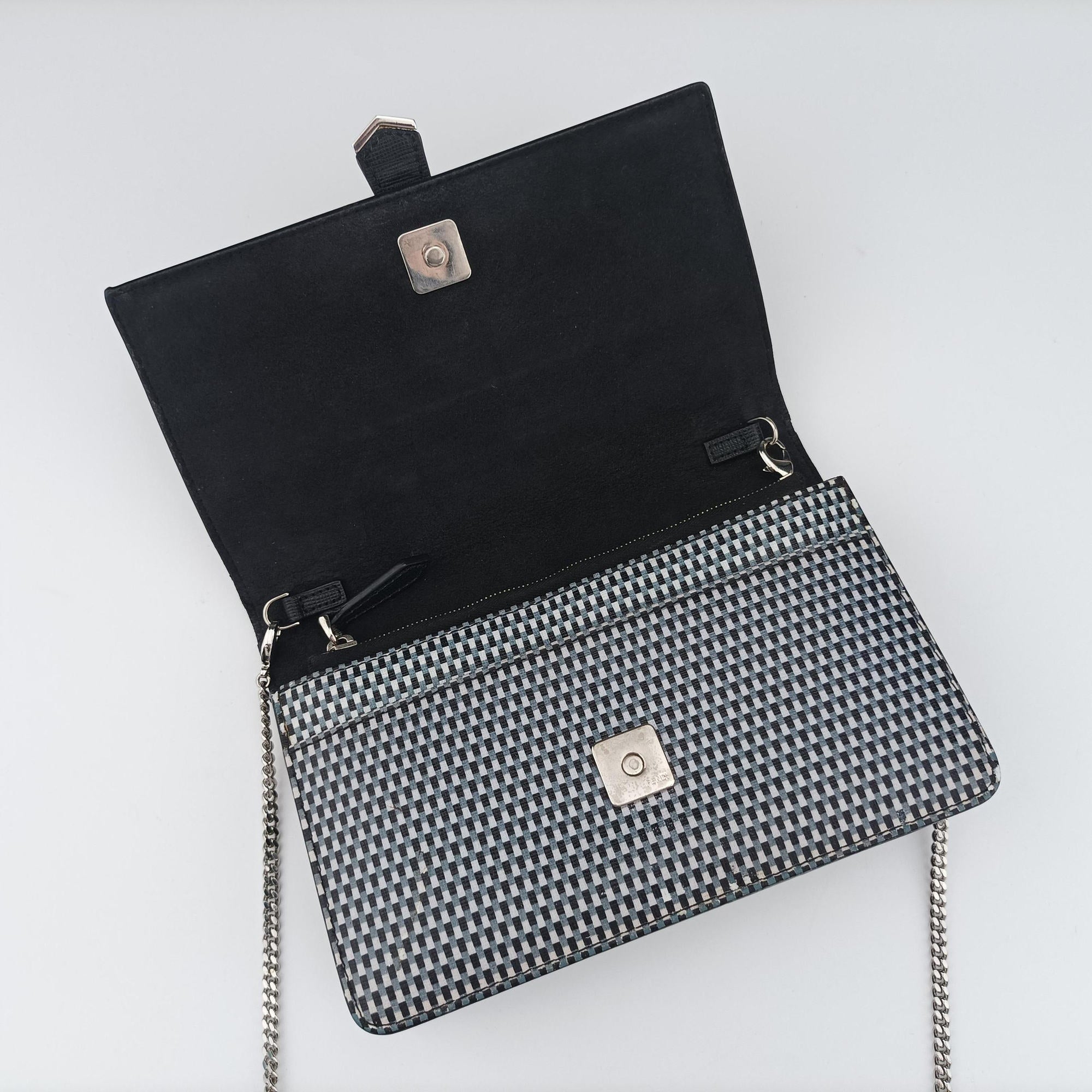 Pre-owned Fendi Karlito Lagerfeld Studded Multicolour leather 8M0346 shoulderbag | stylenewstar