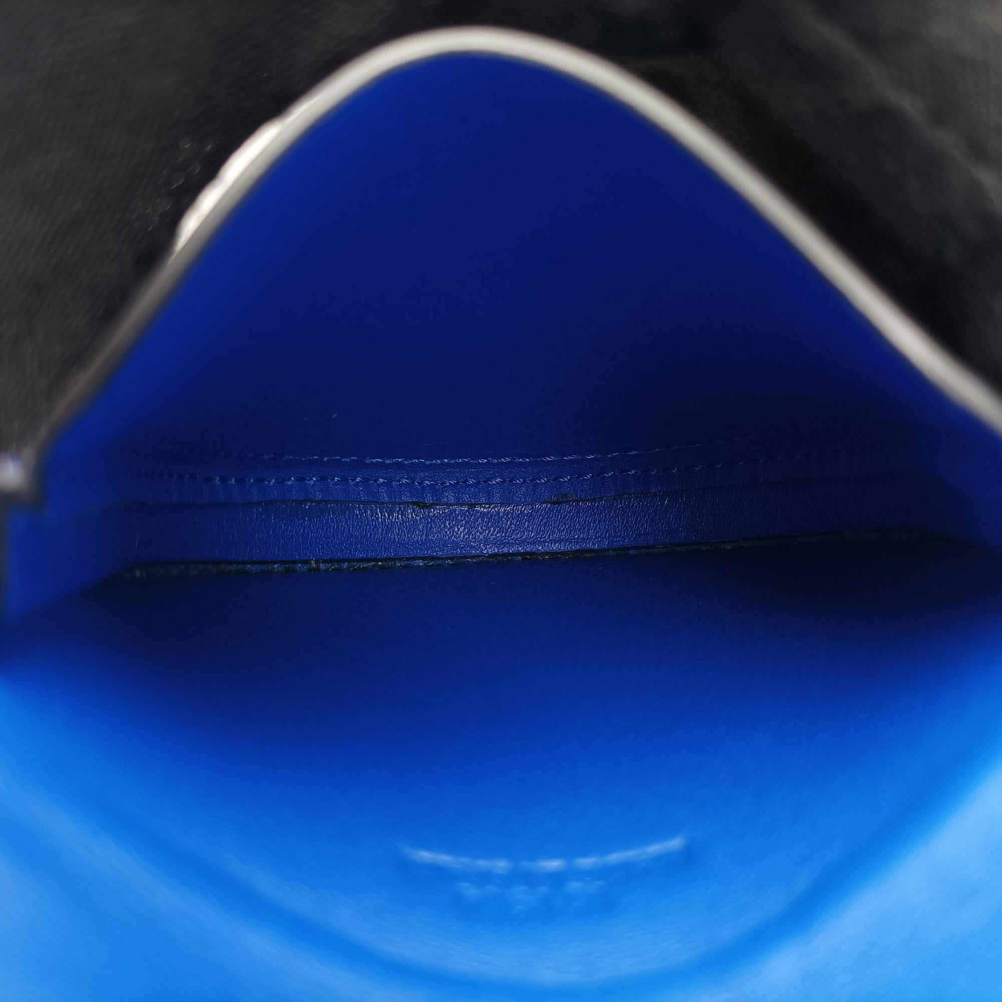 Pre-owned Loewe Heel Blue Leather  shoulderbag | stylenewstar