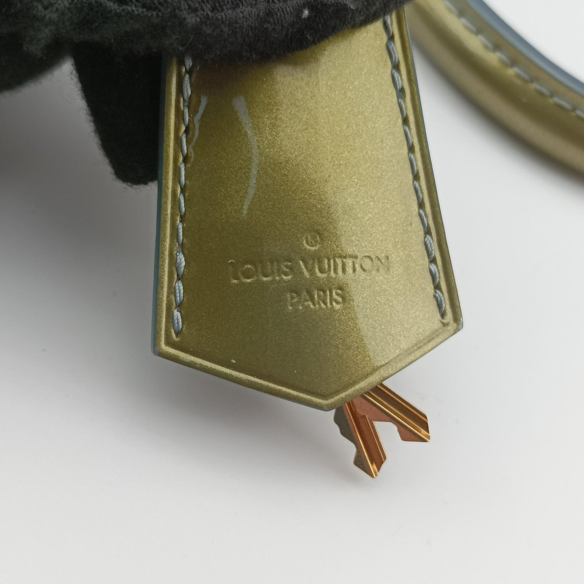 Vintage Louis Vuitton ALMA PM Green Vernis M91613 handbag | stylenewstar