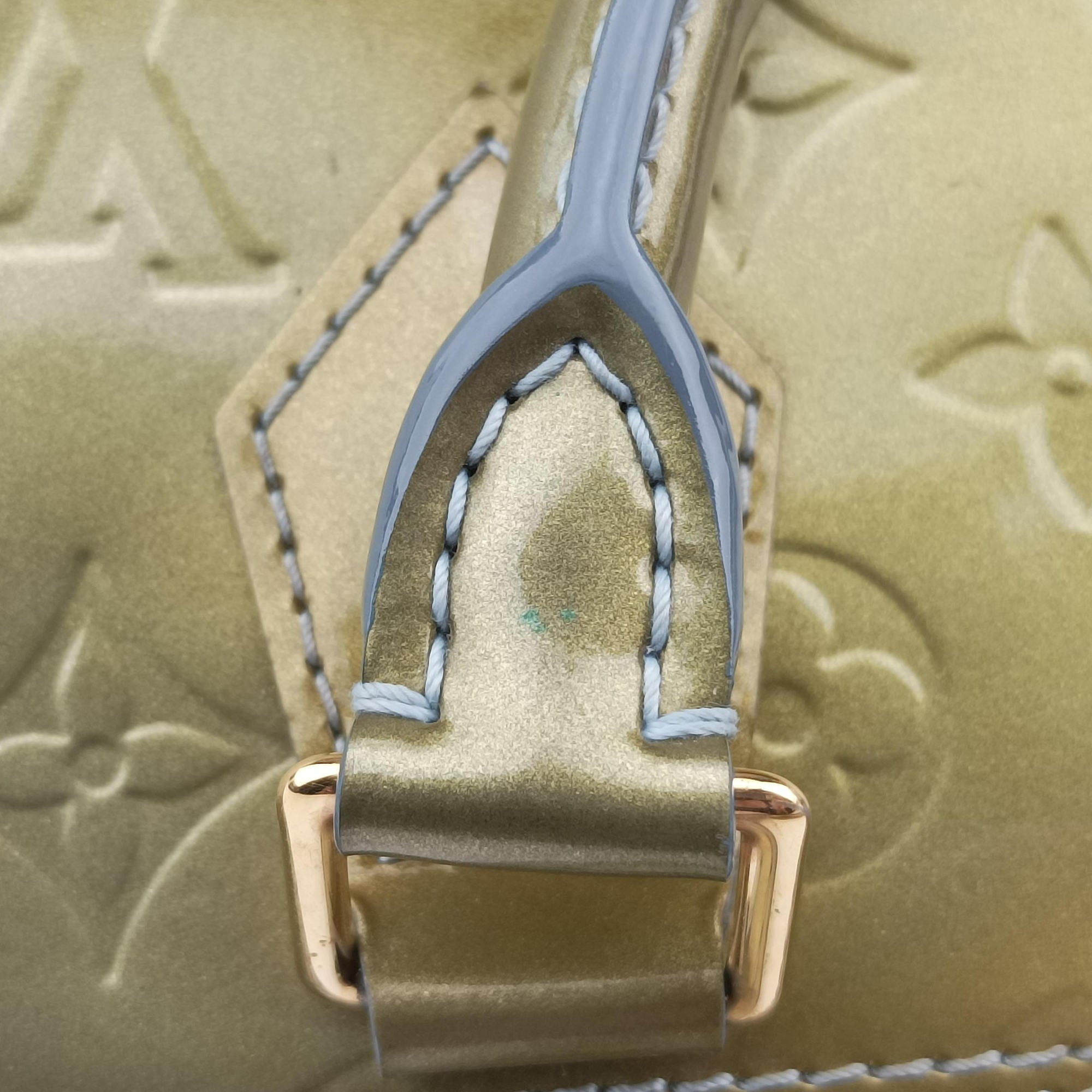 Vintage Louis Vuitton ALMA PM Green Vernis M91613 handbag | stylenewstar