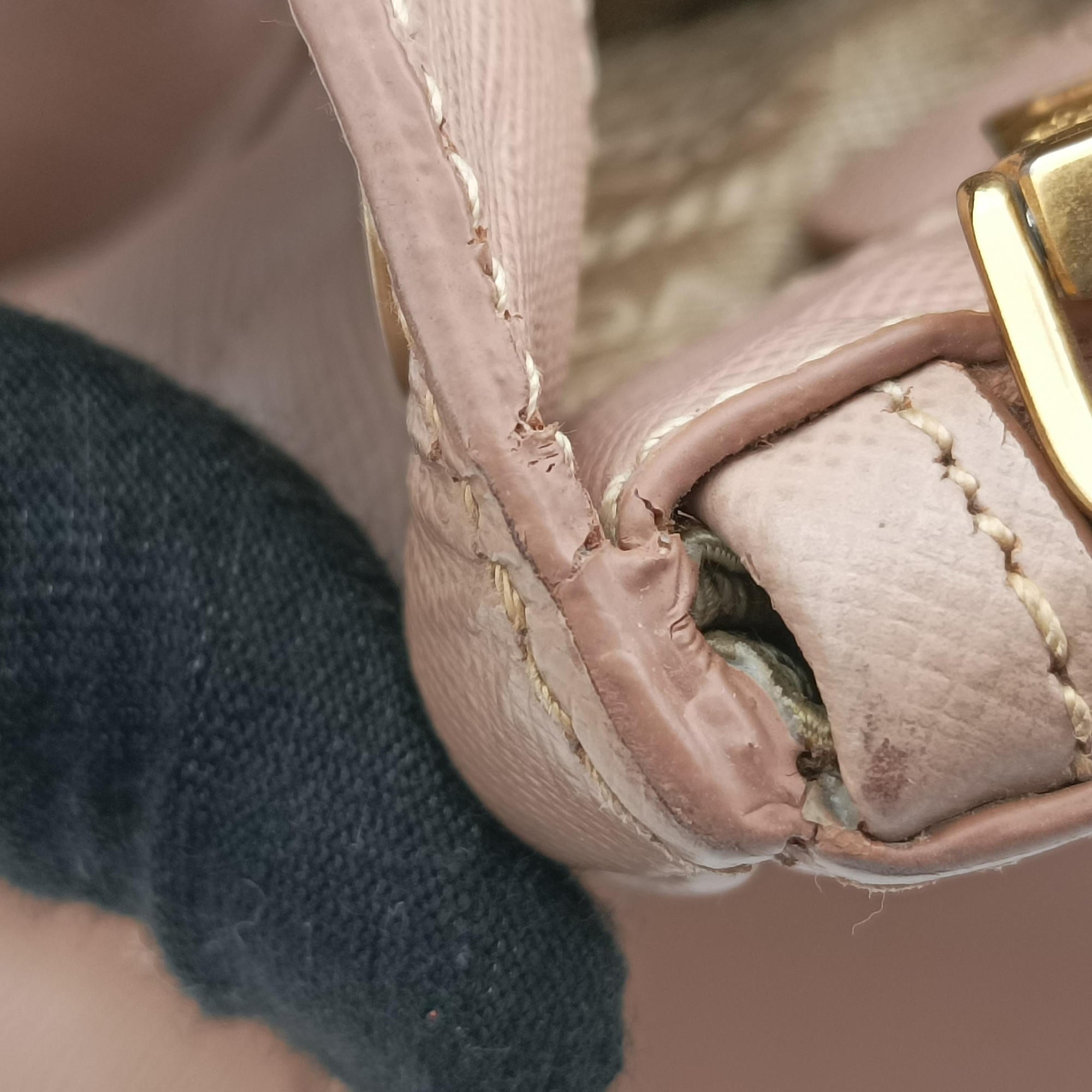 Vintage Prada Galleria Pink SAFFIANO Leather BN1786 shoulderbag | stylenewstar