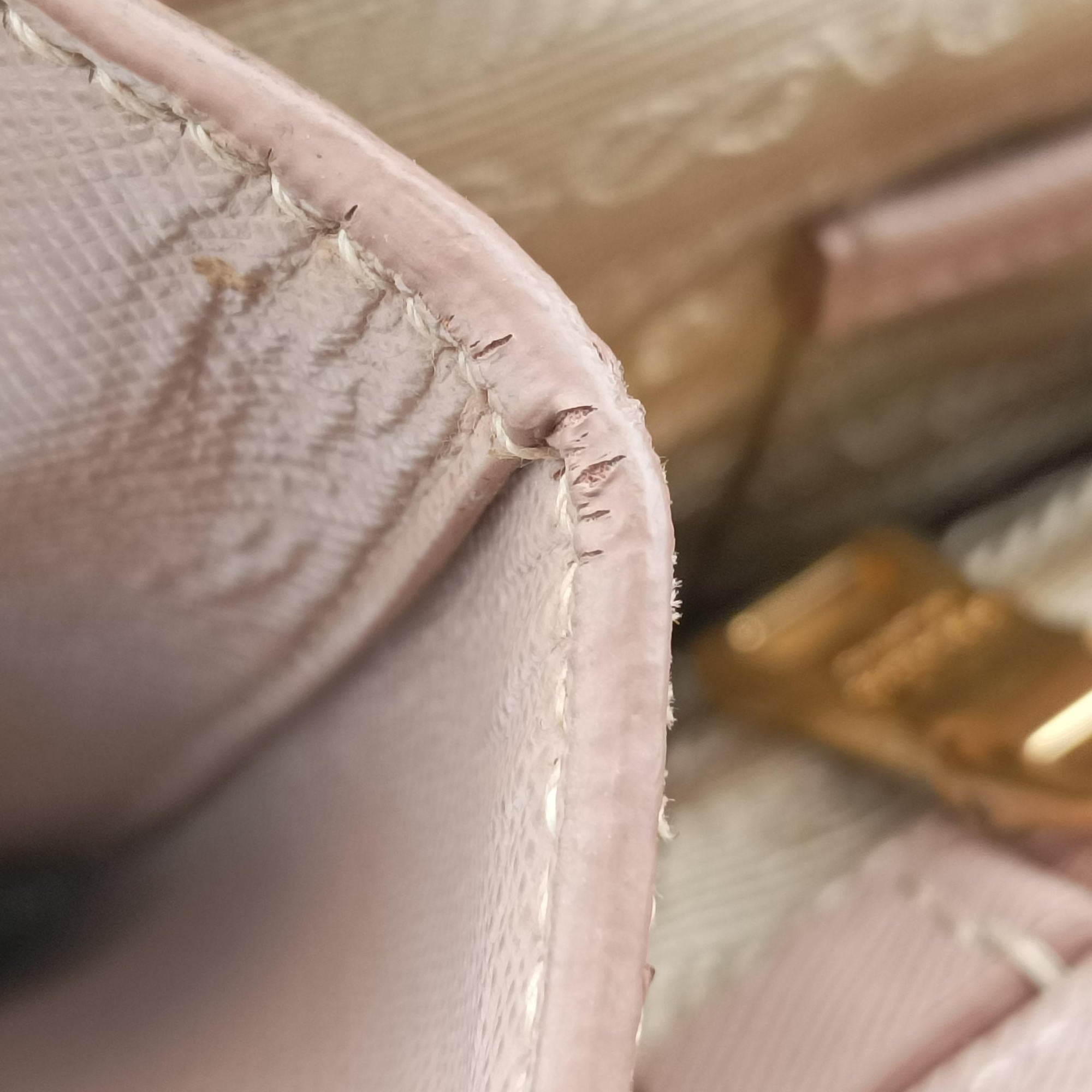 Vintage Prada Galleria Pink SAFFIANO Leather BN1786 shoulderbag | stylenewstar