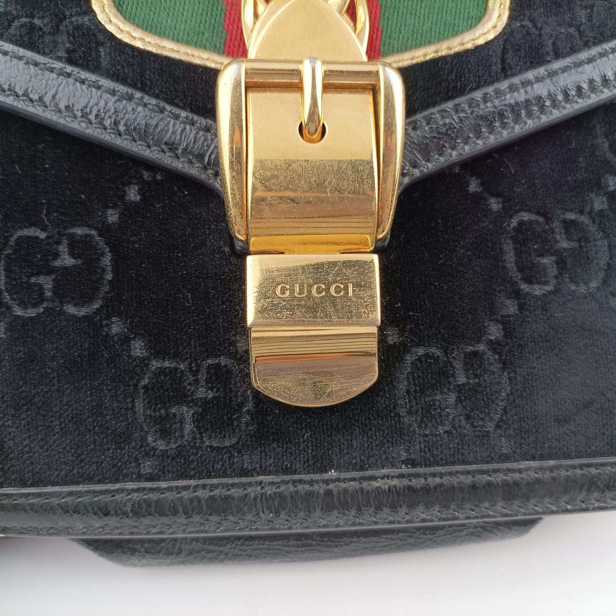 Pre-owned Gucci Sylvie Black×red×green velour×leather 470270 shoulderbag | stylenewstar