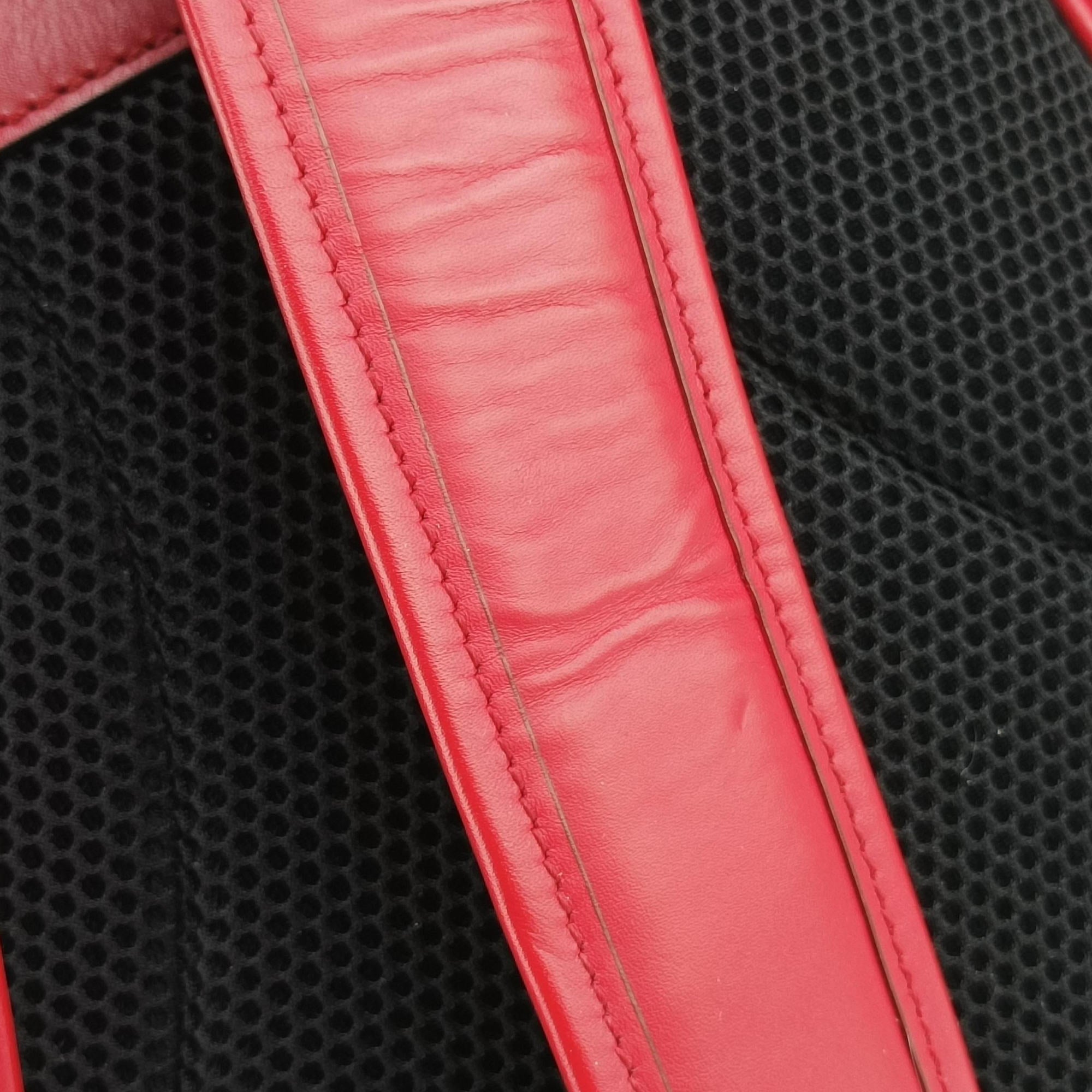 Pre-owned Gucci Guccissima Red Leather 450967 backpack/rucksack | stylenewstar