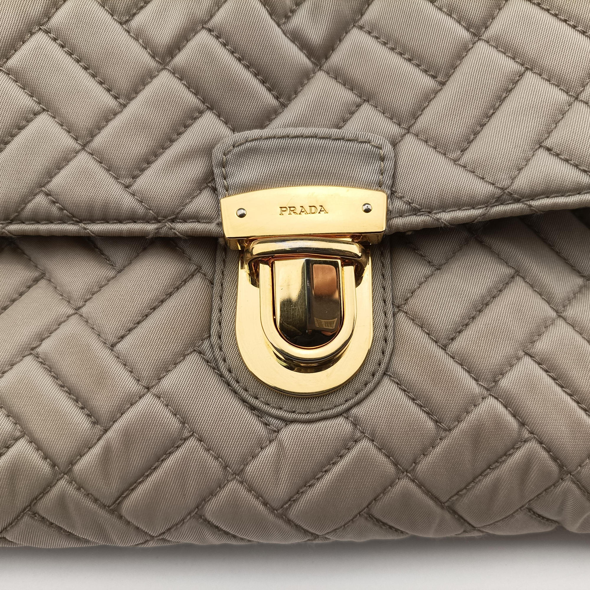 Vintage Prada Quilted Chain Argilla  nylon  shoulderbag | stylenewstar
