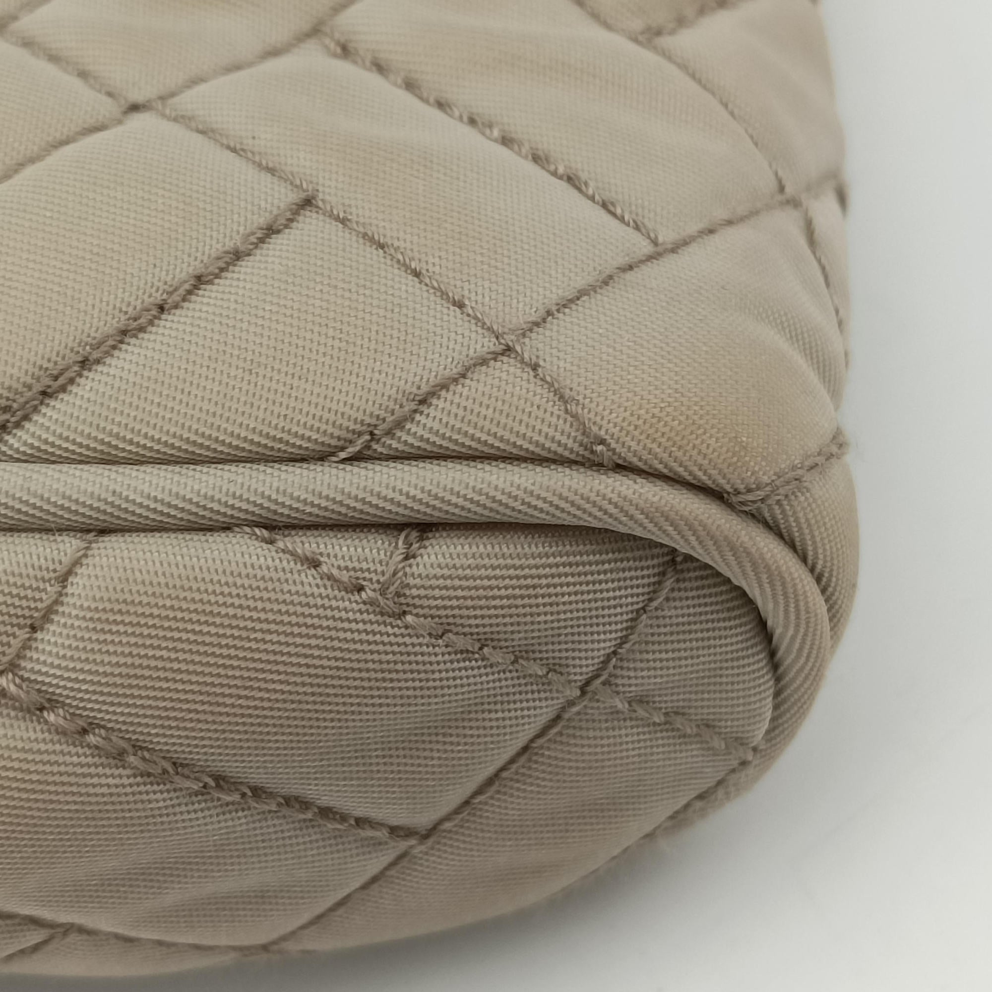 Vintage Prada Quilted Chain Argilla  nylon  shoulderbag | stylenewstar