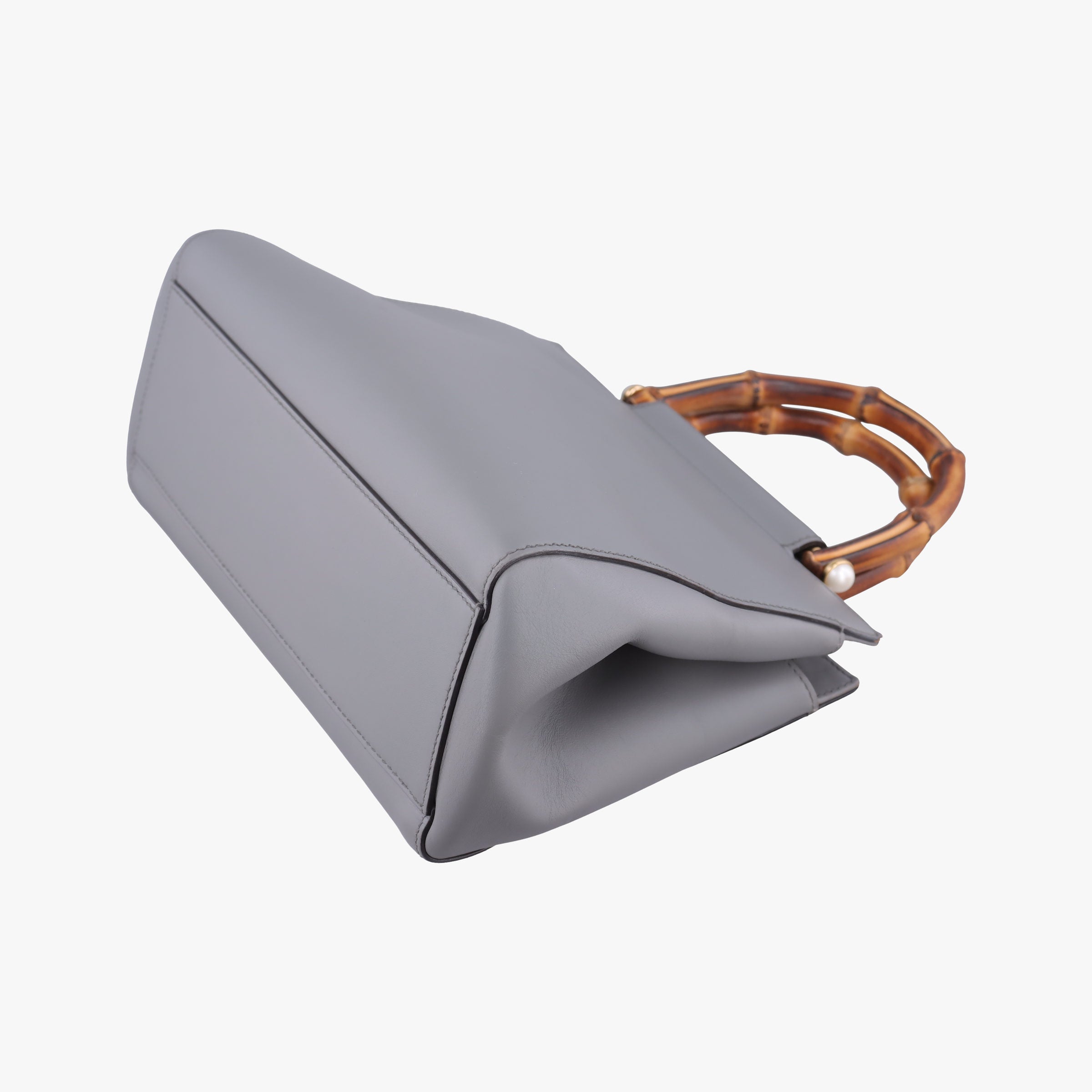 Pre-owned Gucci Bamboo Nymphaea Grey Leather 453767 shoulderbag | stylenewstar
