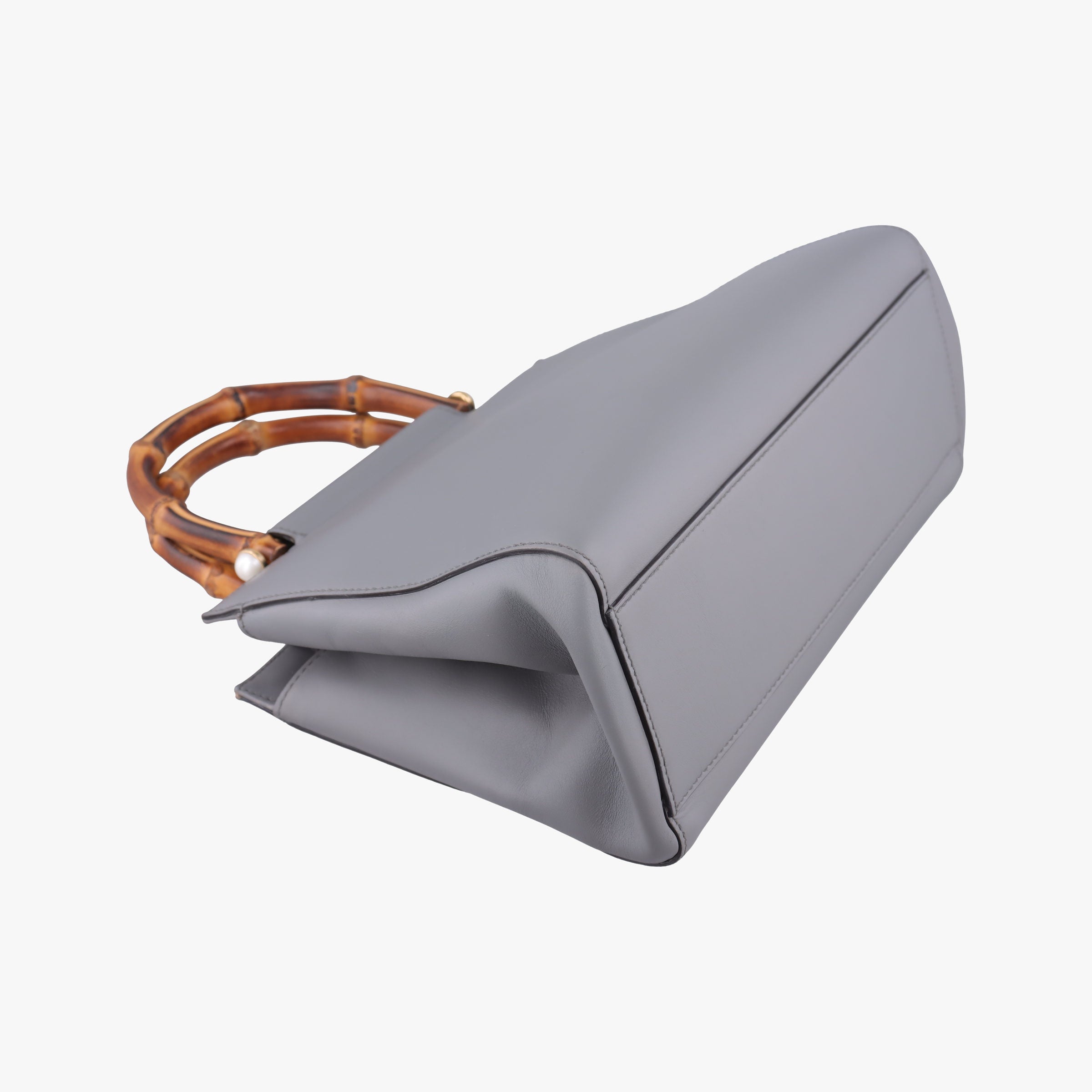Pre-owned Gucci Bamboo Nymphaea Grey Leather 453767 shoulderbag | stylenewstar