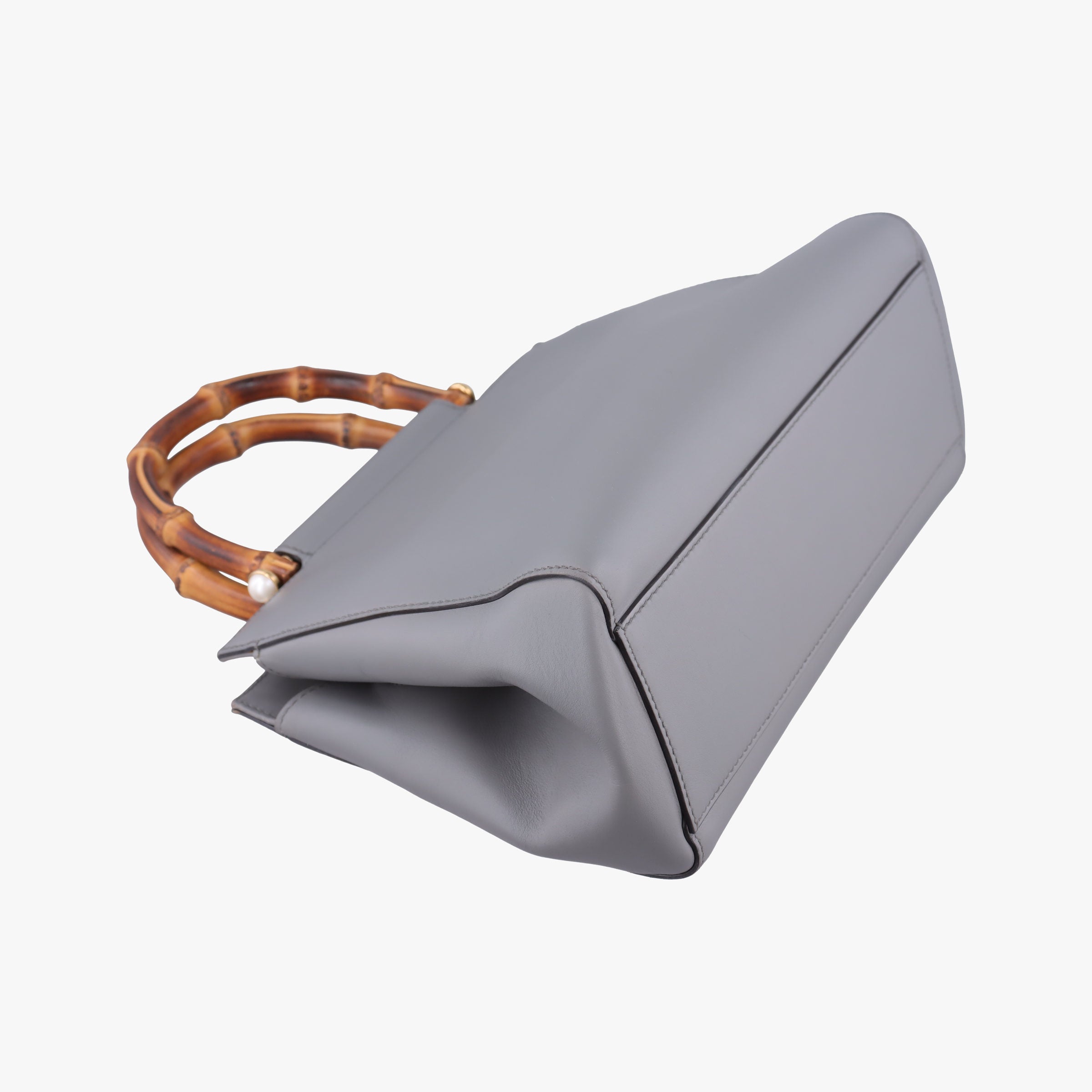 Pre-owned Gucci Bamboo Nymphaea Grey Leather 453767 shoulderbag | stylenewstar