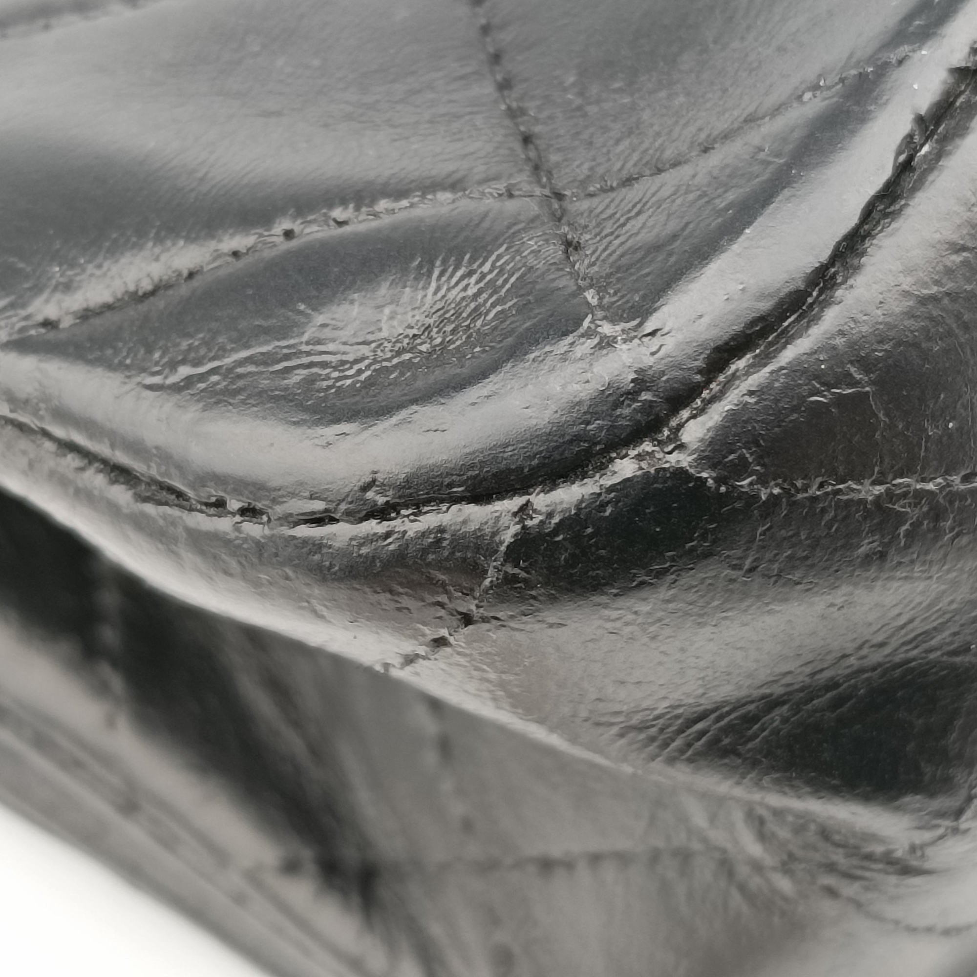 Vintage Chanel Matelasse Black lambskin A80287 shoulderbag | stylenewstar