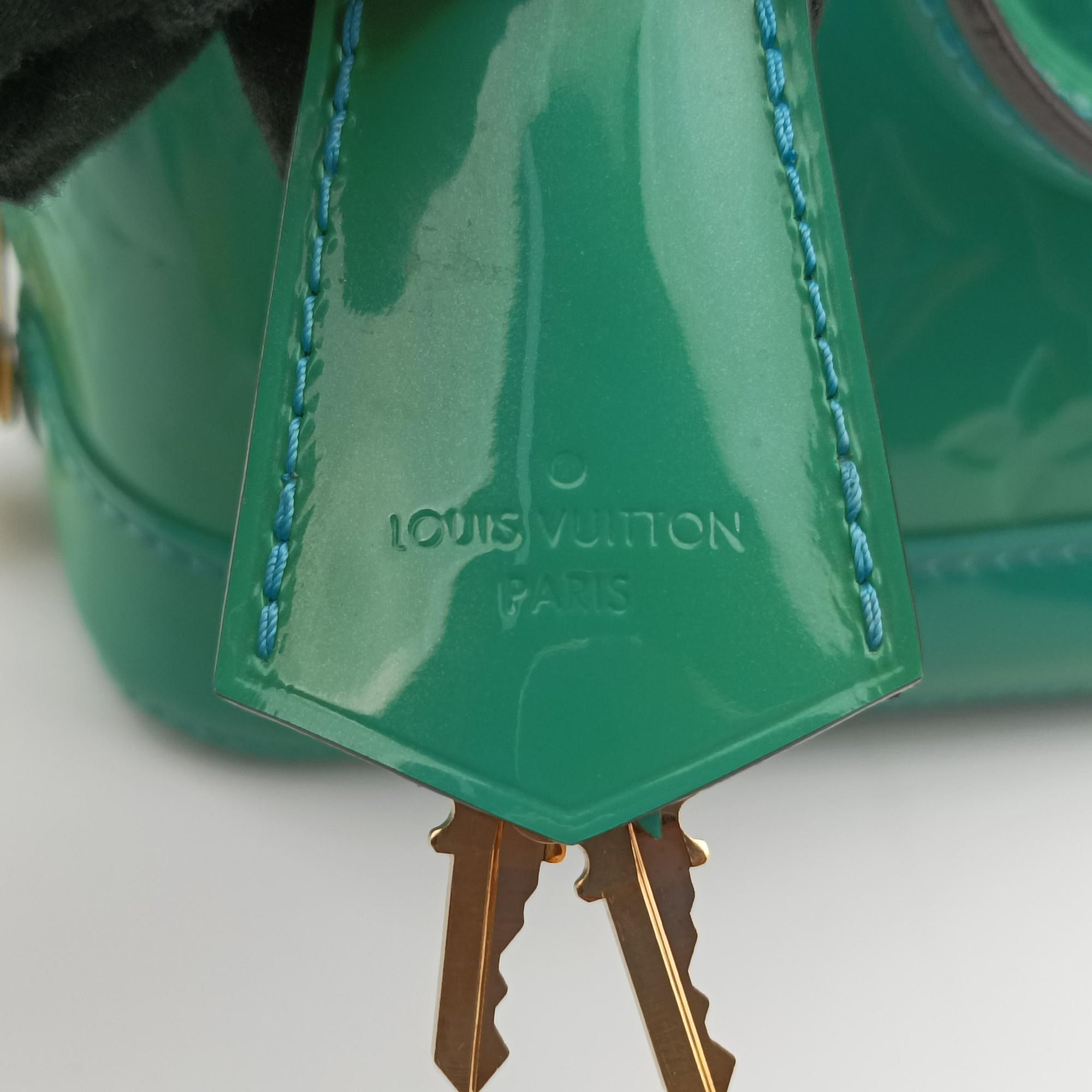 Pre-owned Louis Vuitton Alma BB Blue Lagon Vernis M91696 shoulderbag | stylenewstar