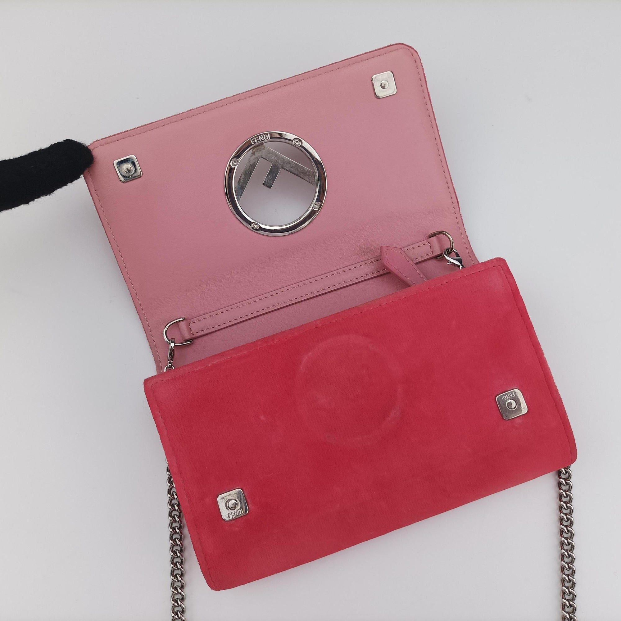 Pre-owned Fendi Kan I F Logo Pink velour 8BS012 shoulderbag | stylenewstar