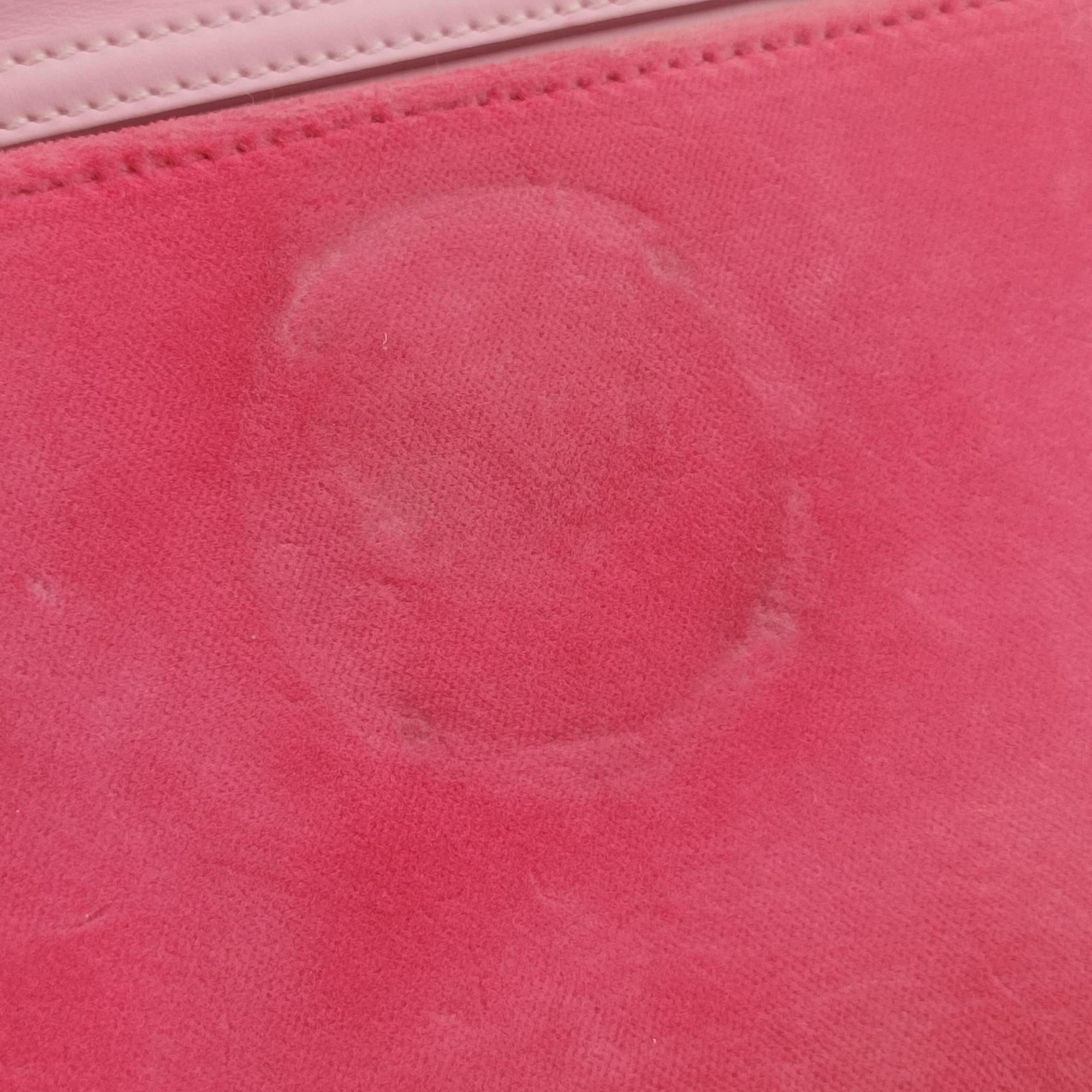 Pre-owned Fendi Kan I F Logo Pink velour 8BS012 shoulderbag | stylenewstar
