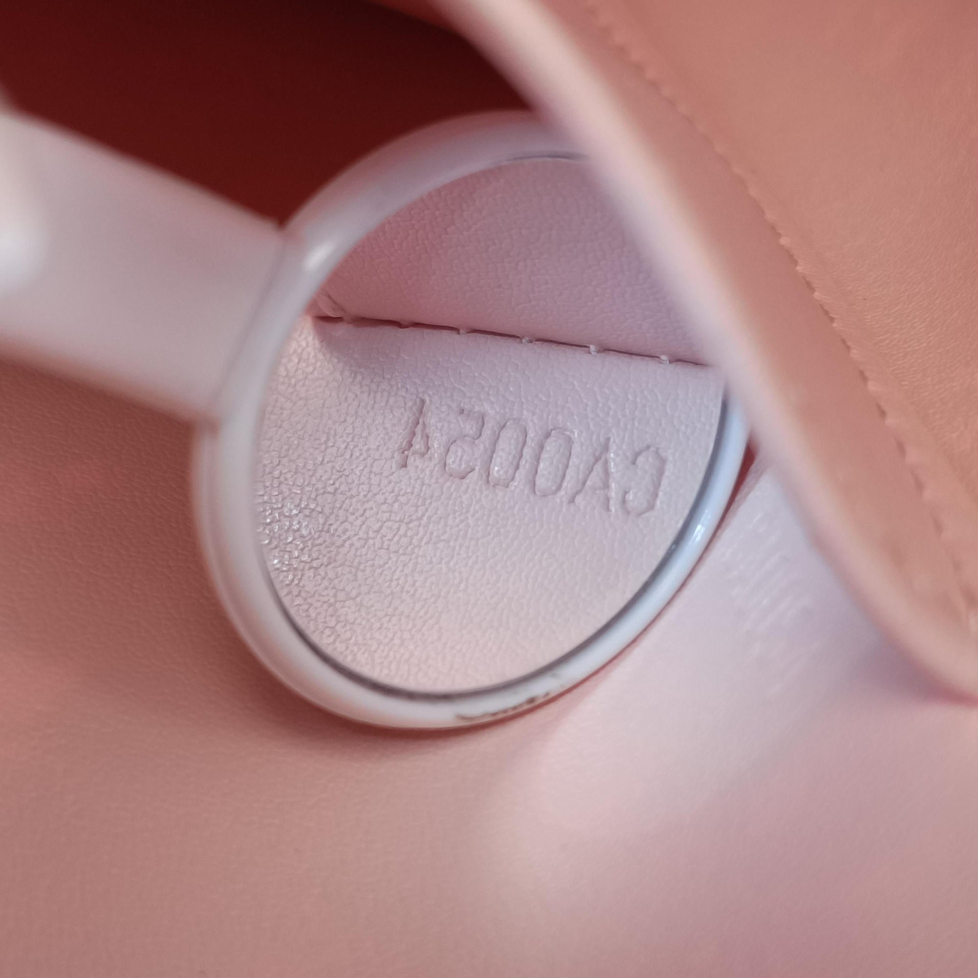 Secondhand Louis Vuitton Thompson Street Rose Pink Vernis M91300 shoulderbag | stylenewstar