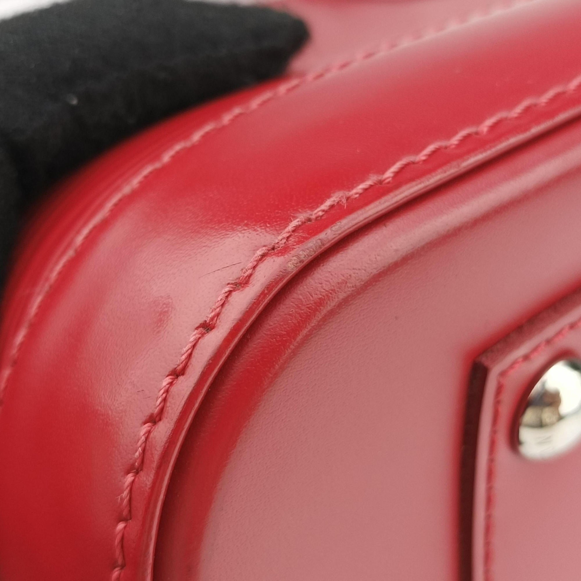 Secondhand Louis Vuitton Alma BB COQUELICOT Epi M41160 shoulderbag | stylenewstar