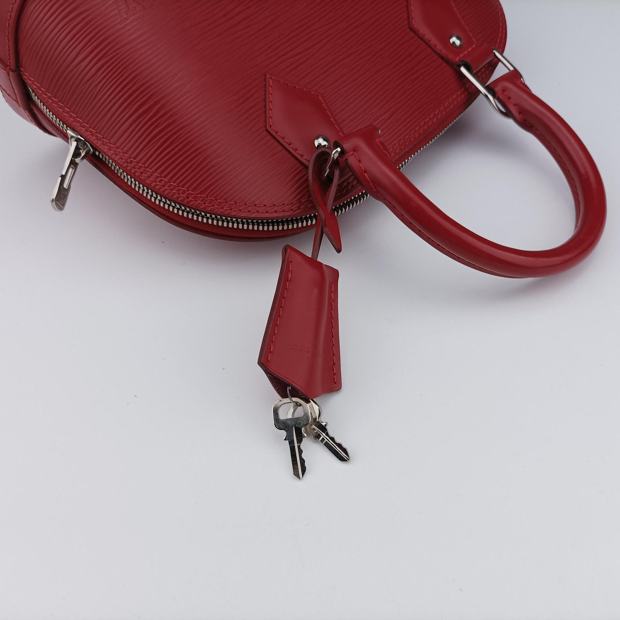 Secondhand Louis Vuitton Alma BB COQUELICOT Epi M41160 shoulderbag | stylenewstar