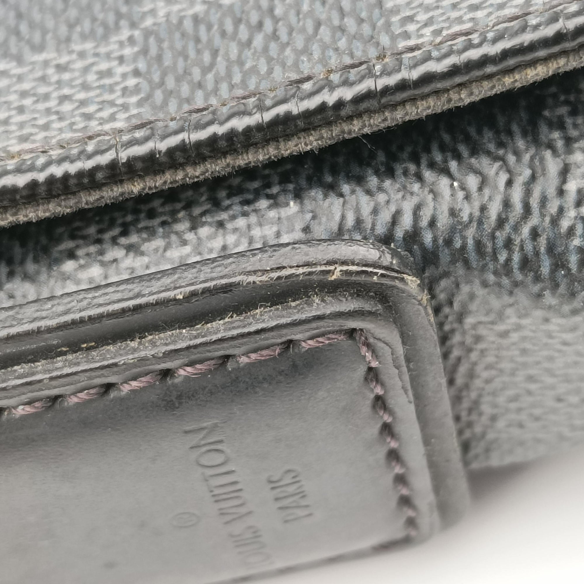 Pre-owned Louis Vuitton District PM Noir Damier GRAPHITE N41260 shoulderbag | stylenewstar