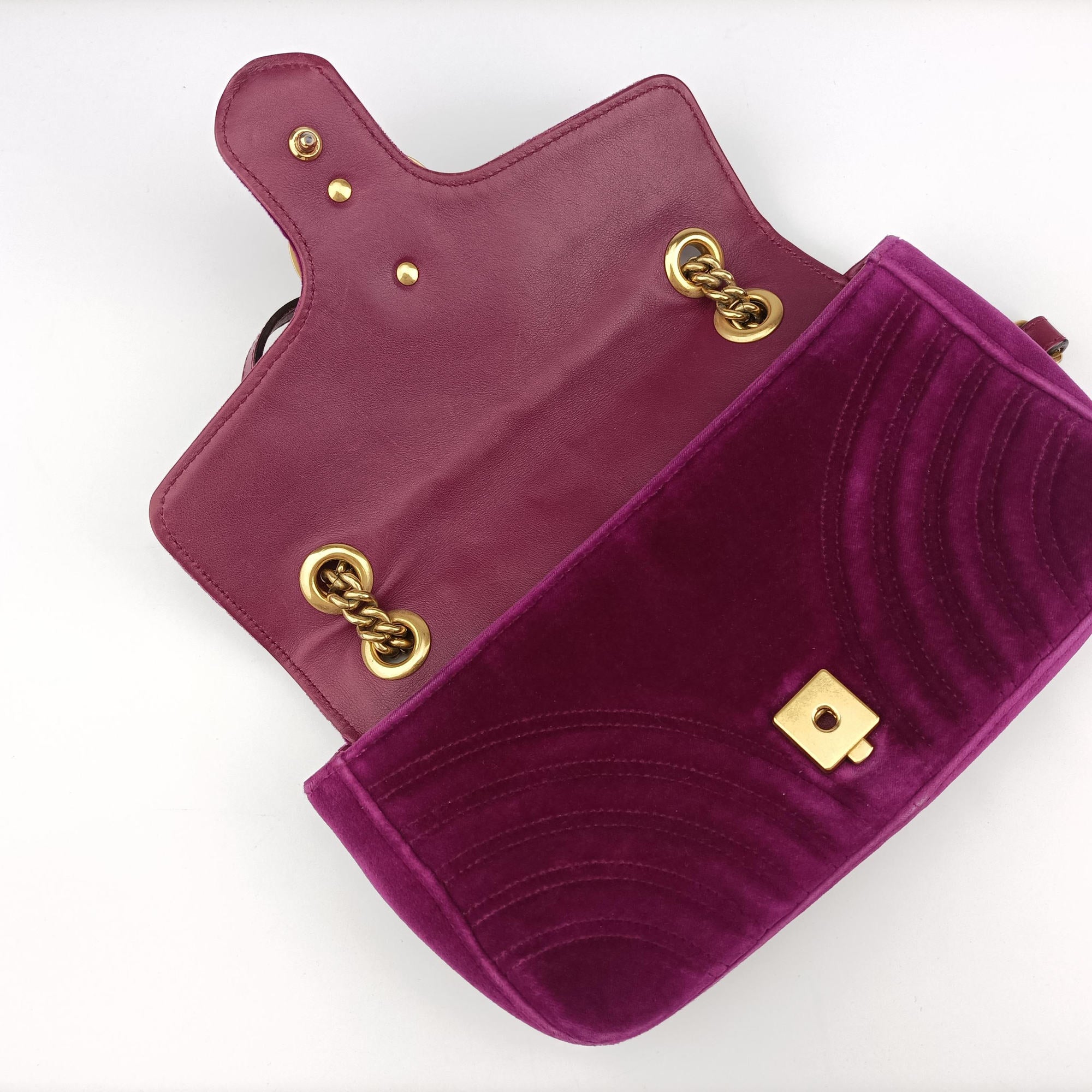 Pre-owned Gucci GG Marmont Purple velour 443497 shoulderbag | stylenewstar