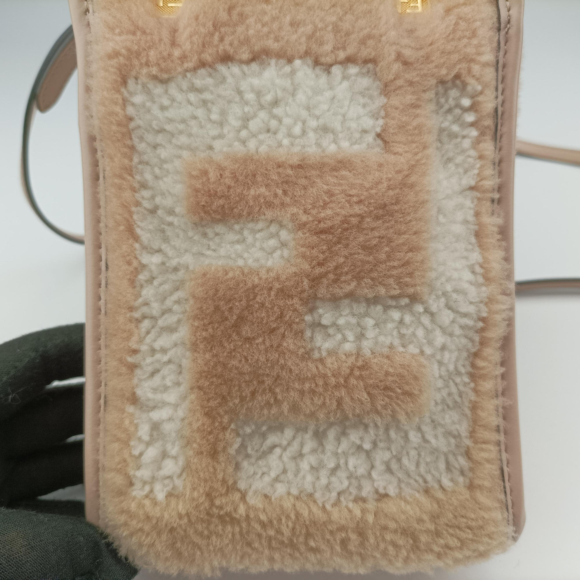 Secondhand Fendi SUNSHINE SHOPPER beige×Multicolour fur×leather 8BS051 shoulderbag | stylenewstar