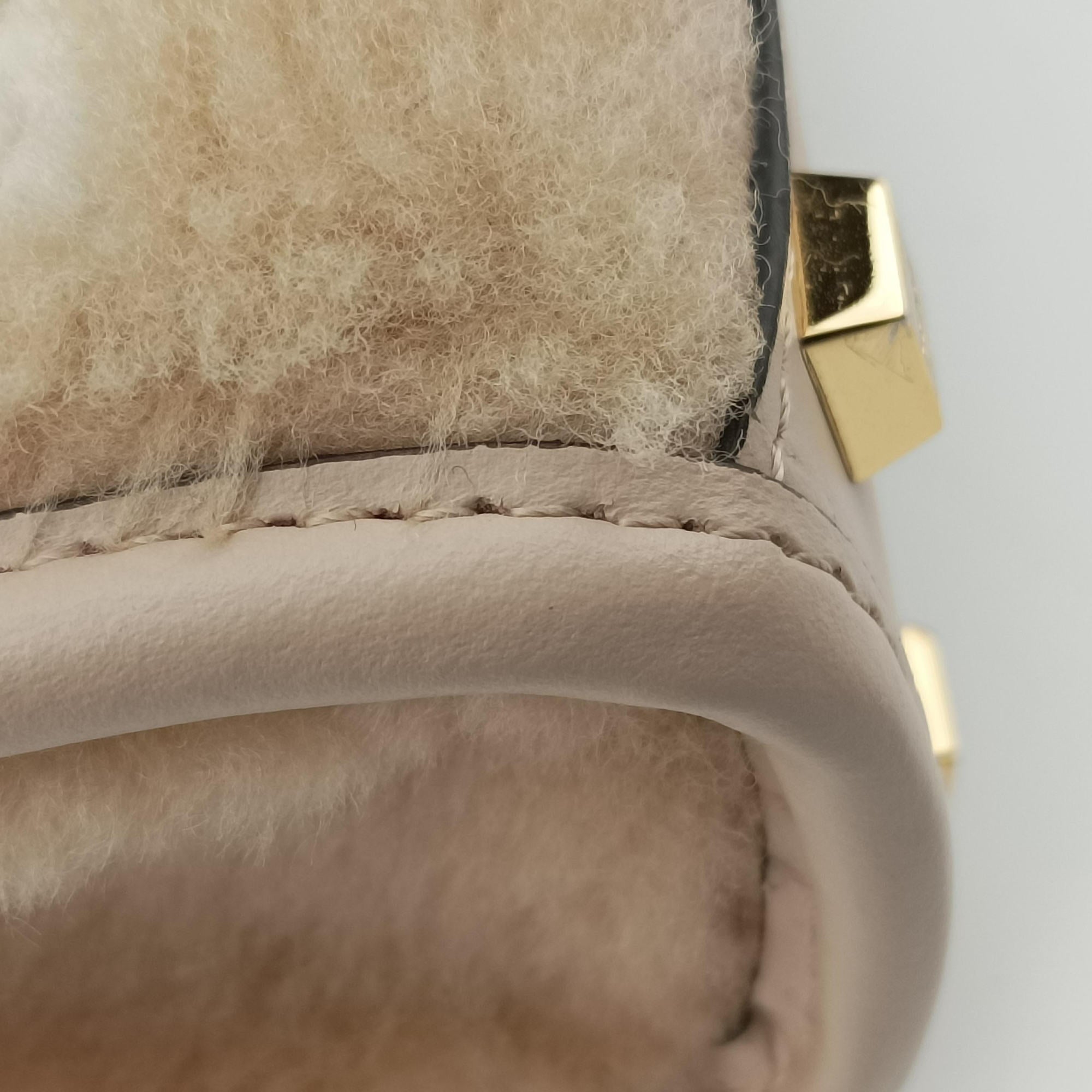Secondhand Fendi SUNSHINE SHOPPER beige×Multicolour fur×leather 8BS051 shoulderbag | stylenewstar