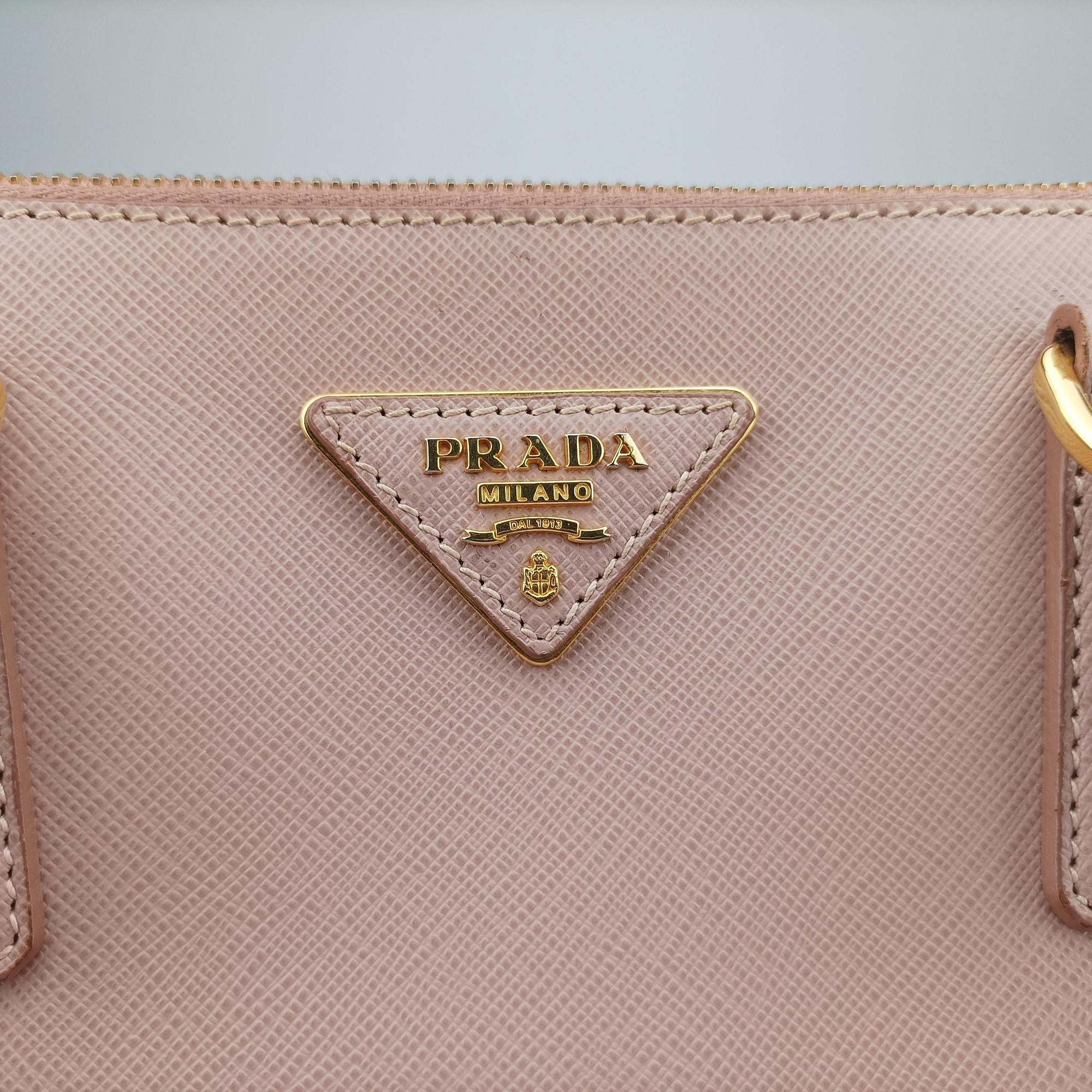 Pre-owned Prada Galleria Pink SAFFIANO Leather BN1786 handbag | stylenewstar