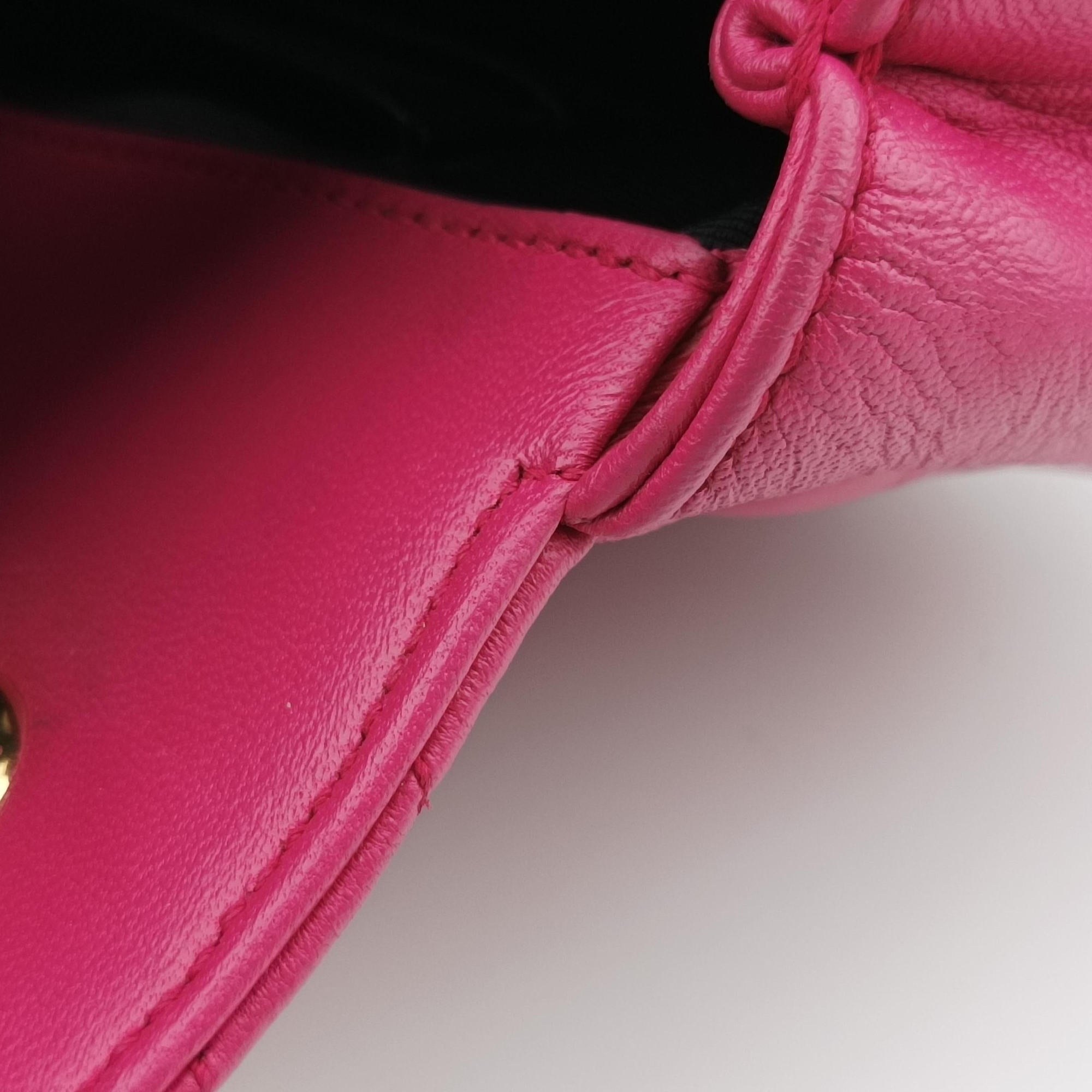 Pre-owned Yves Saint Laurent Baby Chai Pink Leather 399289 shoulderbag | stylenewstar
