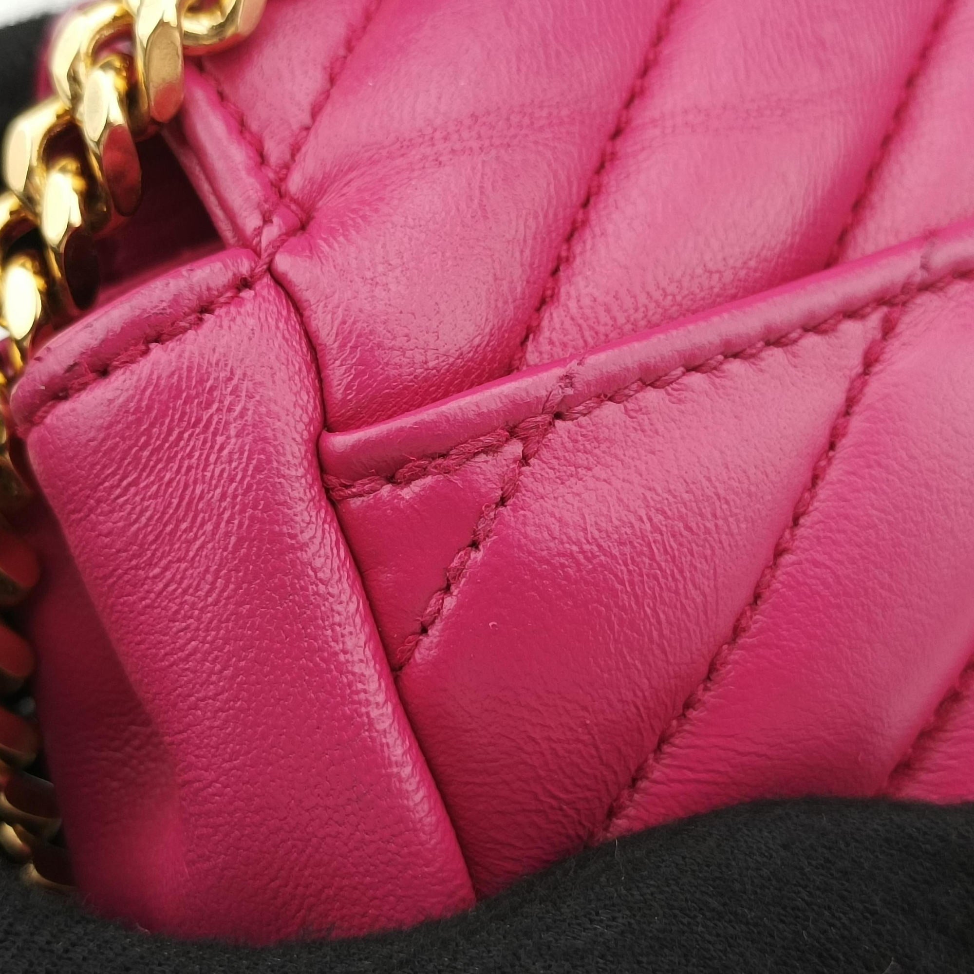Pre-owned Yves Saint Laurent Baby Chai Pink Leather 399289 shoulderbag | stylenewstar