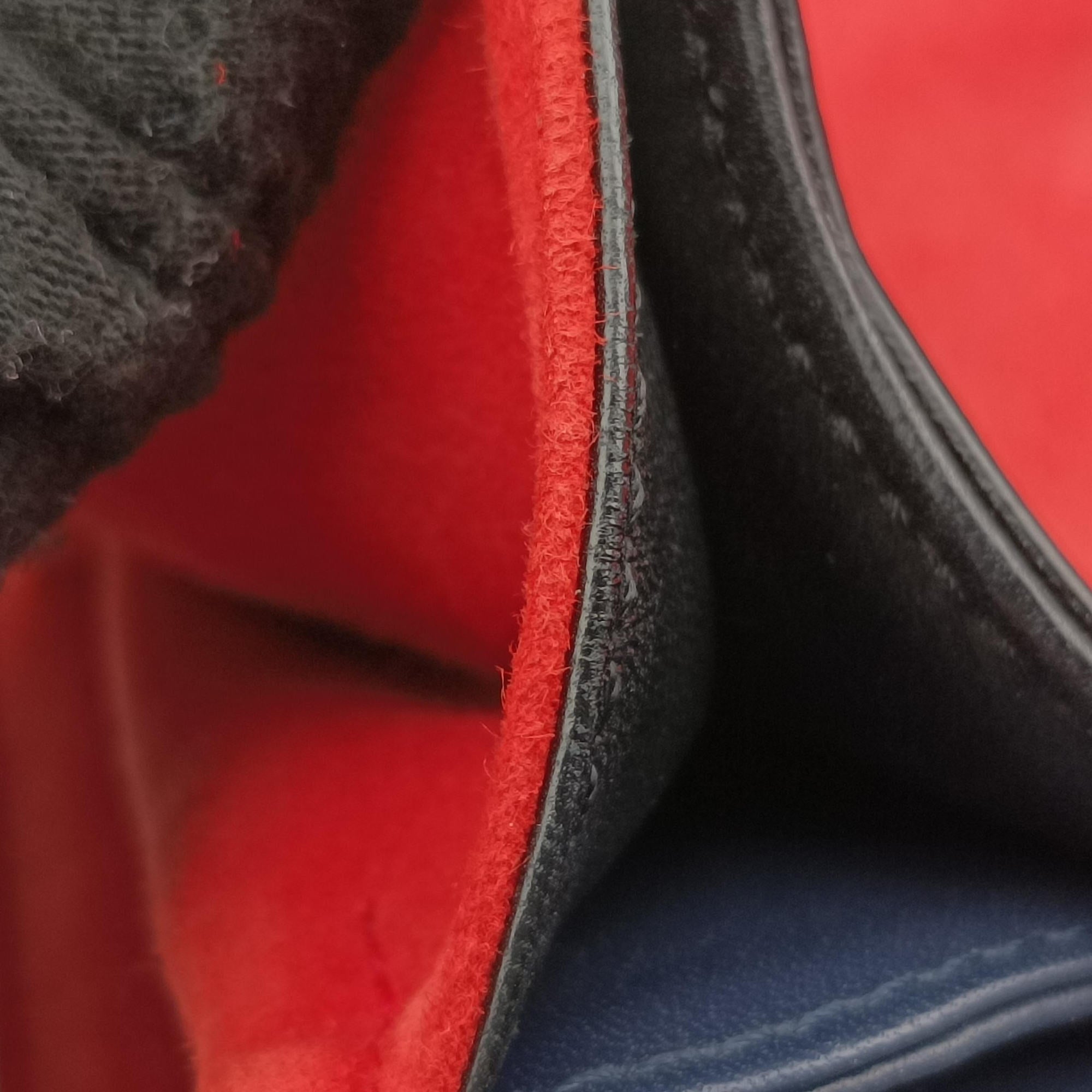 Pre-owned Loewe Barcelona Navy×Red Suede×leather  shoulderbag | stylenewstar