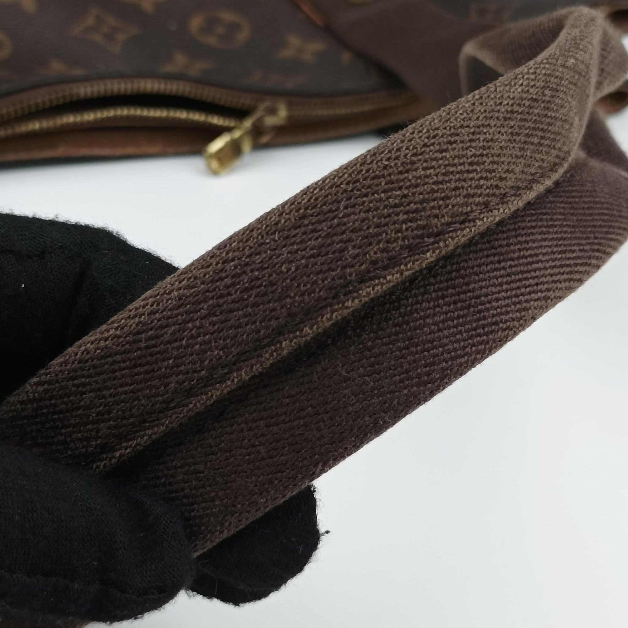 Pre-owned Louis Vuitton Cabas Beaubourg brown Monogram Canvas M53013 shoulderbag | stylenewstar