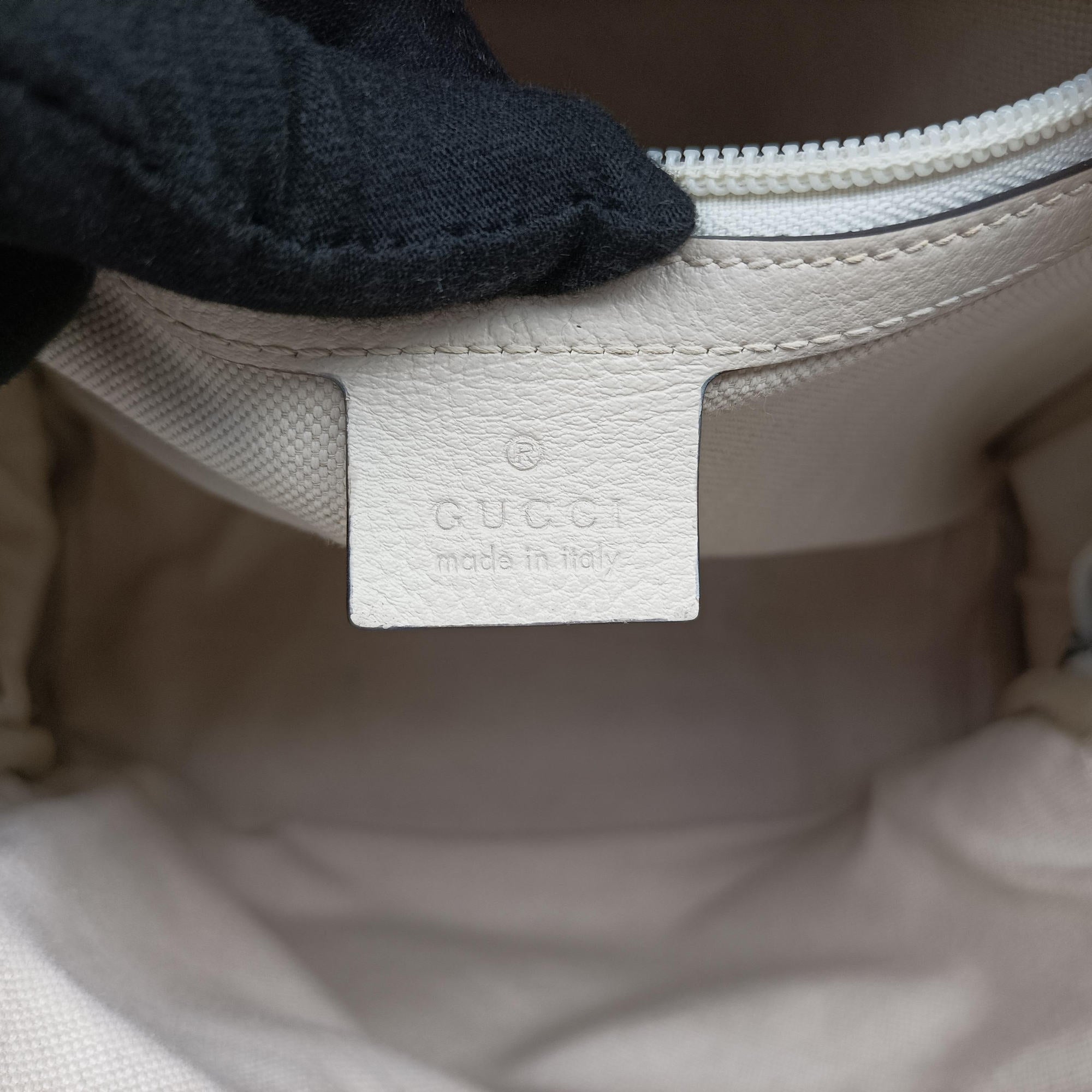 Pre-owned Gucci GUCCI Print White Leather 547834 backpack/rucksack | stylenewstar