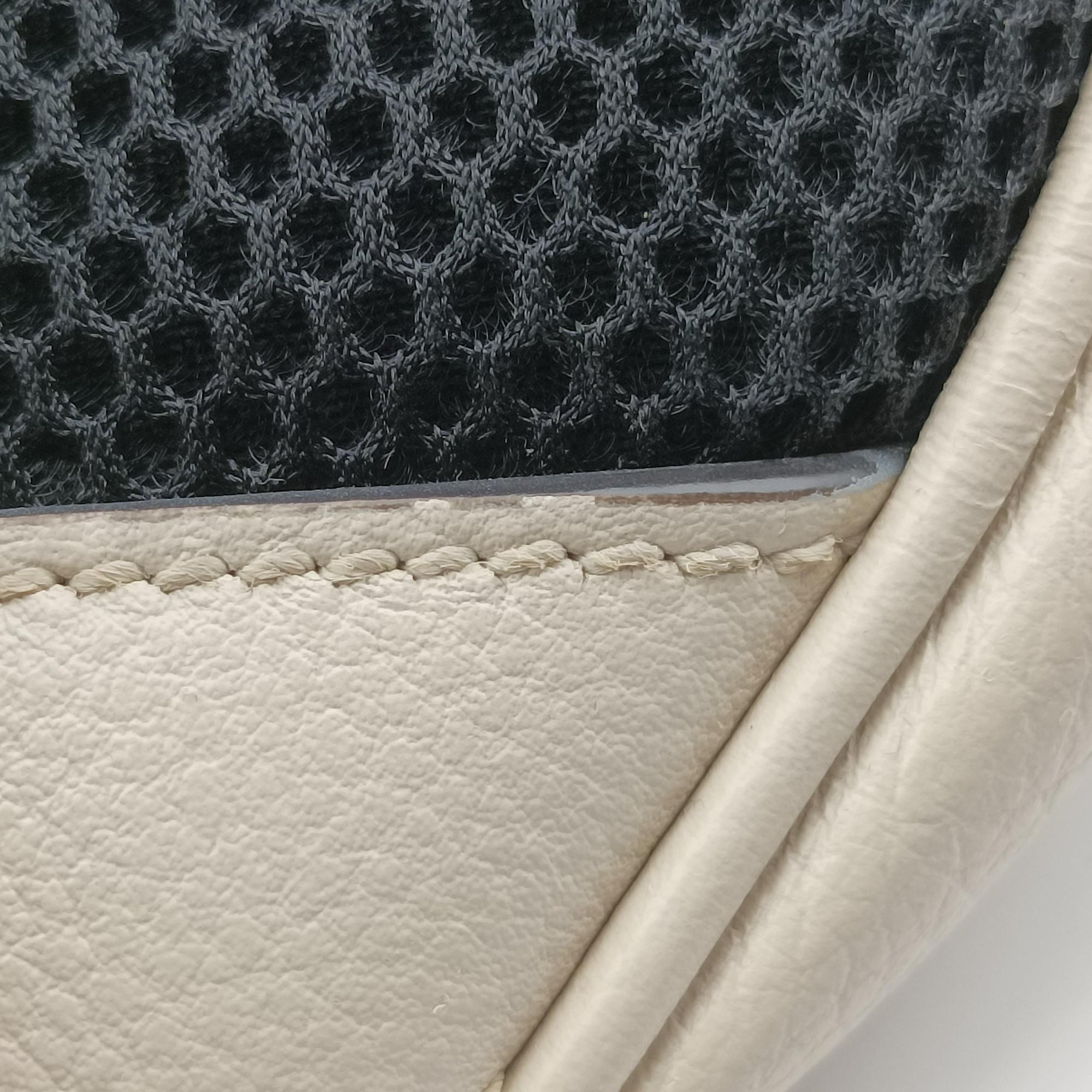 Pre-owned Gucci GUCCI Print White Leather 547834 backpack/rucksack | stylenewstar