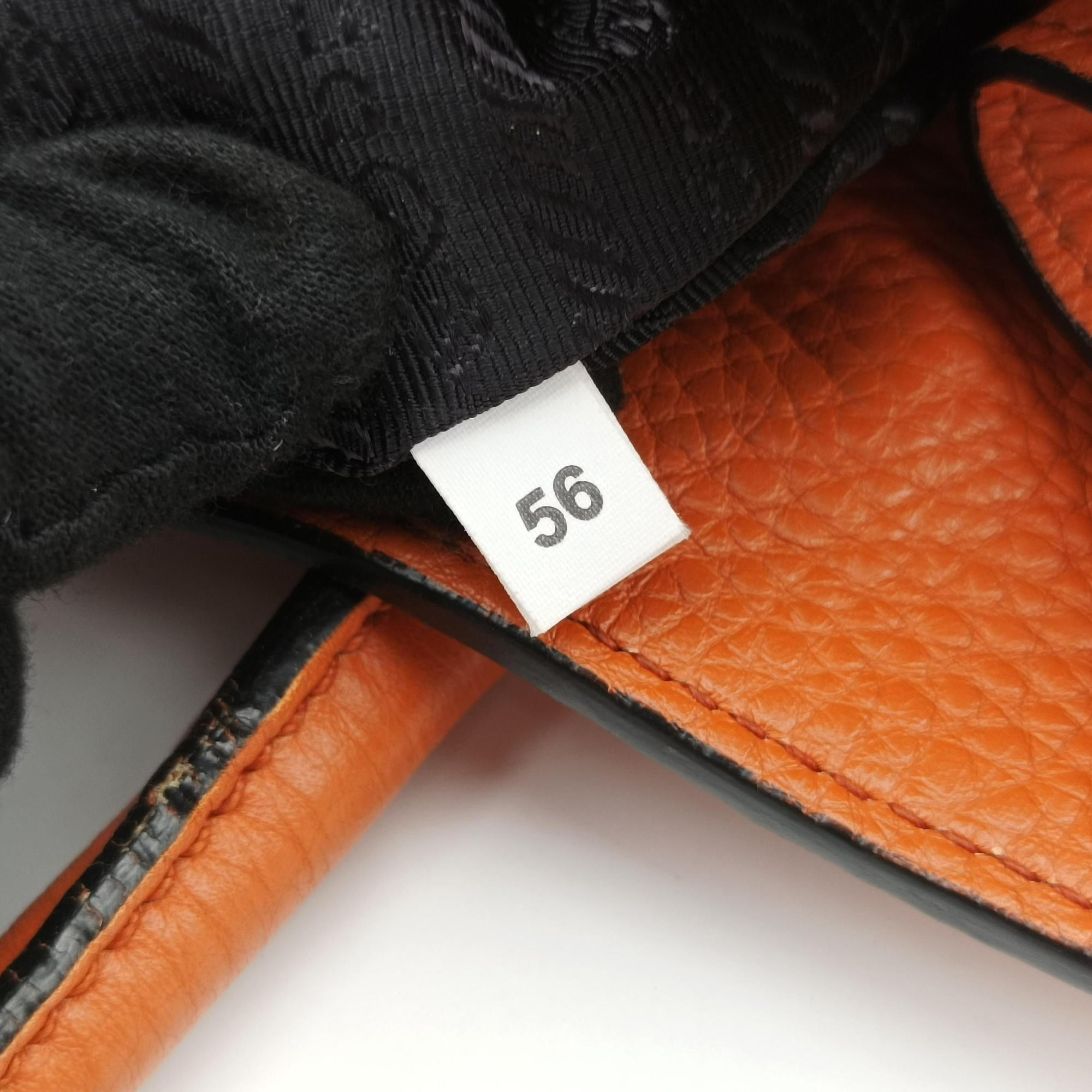 Vintage Prada Vitello Dino Orange Leather BN2671 shoulderbag | stylenewstar