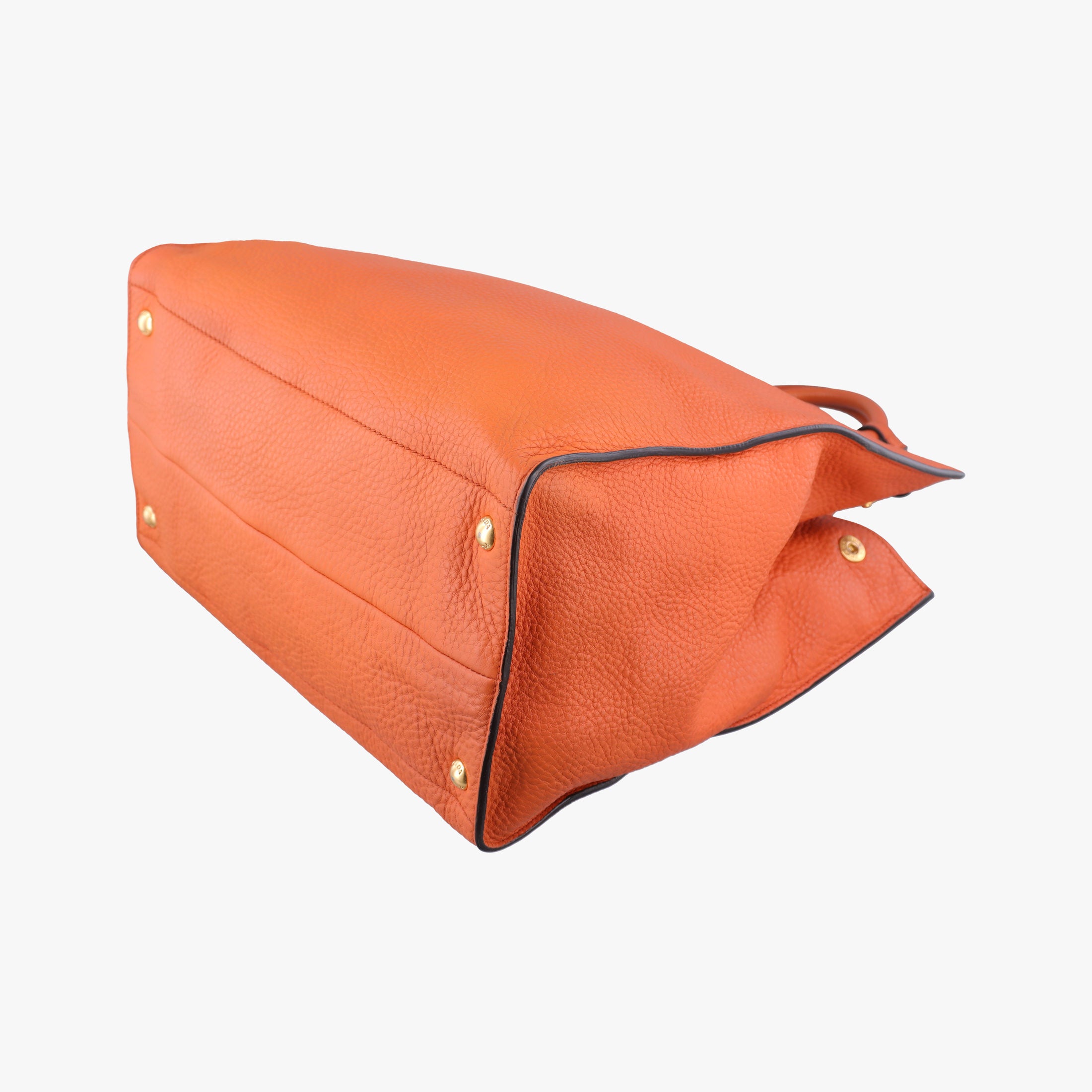 Vintage Prada Vitello Dino Orange Leather BN2671 shoulderbag | stylenewstar