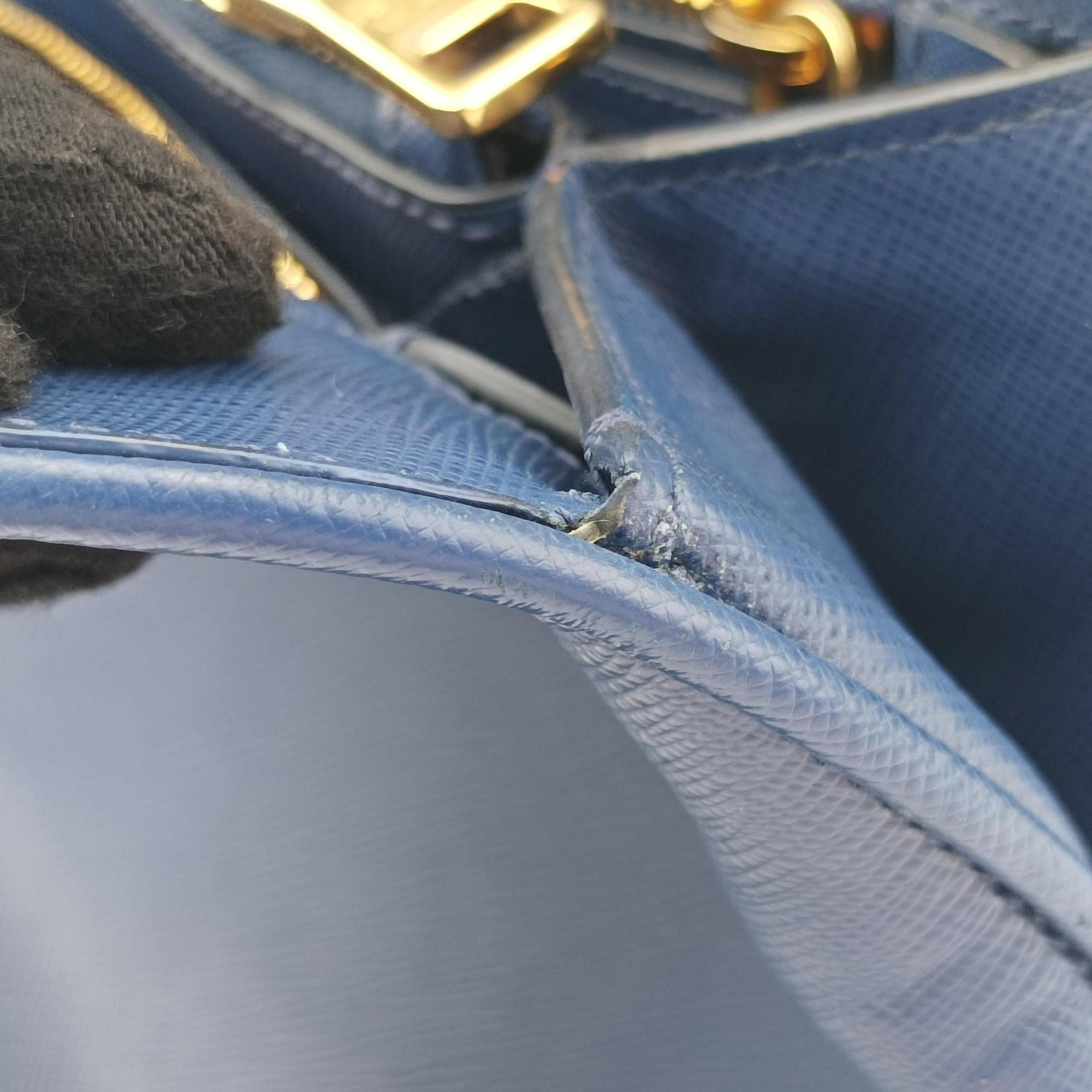 Pre-owned Prada Promenade Blue SAFFIANO Leather BN2558 handbag | stylenewstar