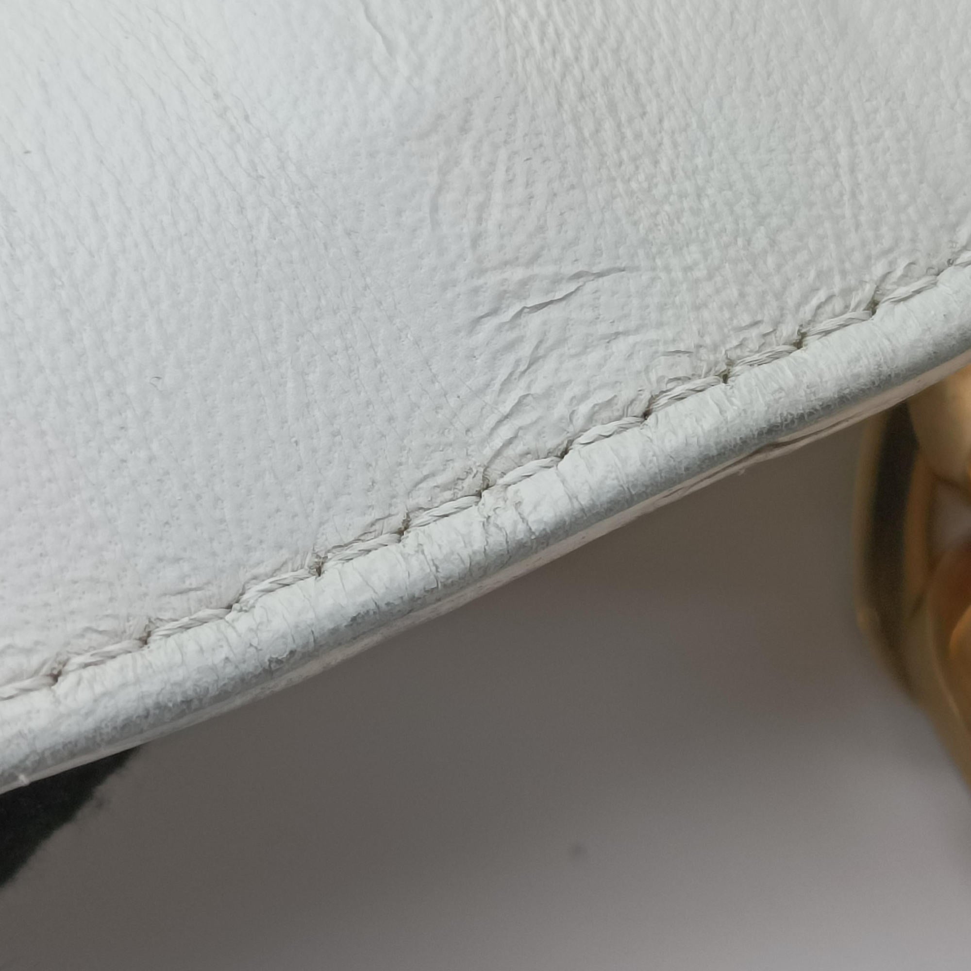 Pre-owned VERSACE Couture thick flap chain White patent  shoulderbag | stylenewstar
