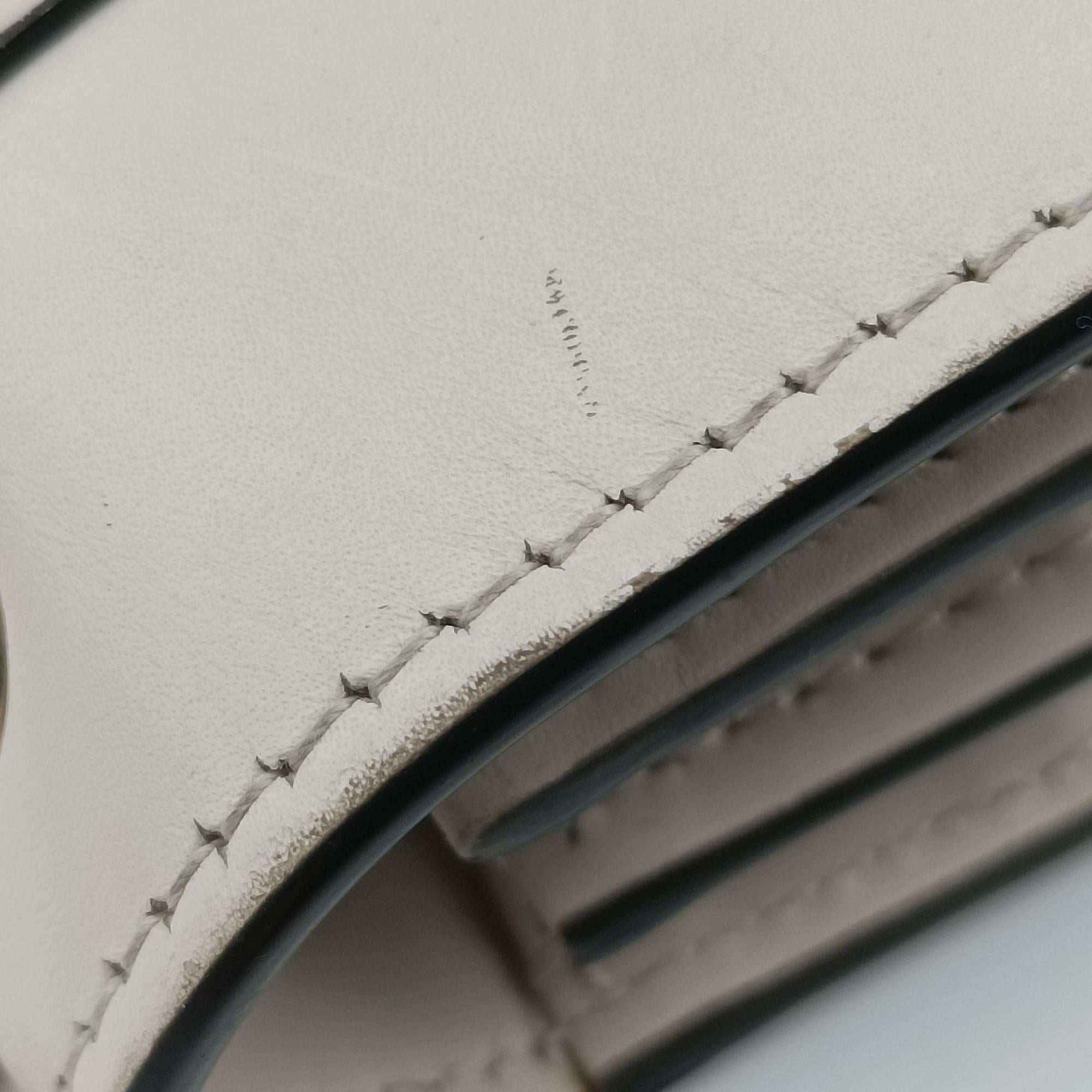 Pre-owned Bvlgari SERPENTI FOREVER White Leather  shoulderbag | stylenewstar