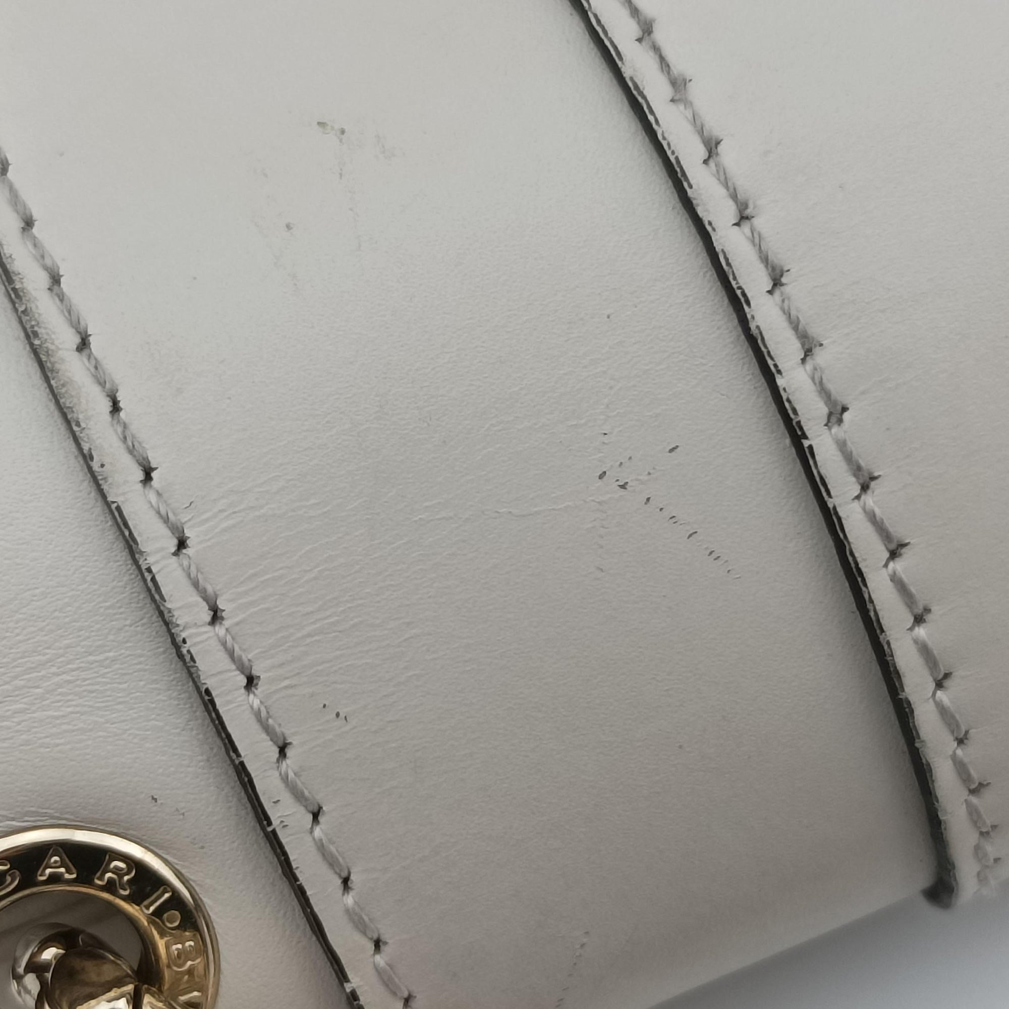 Pre-owned Bvlgari SERPENTI FOREVER White Leather  shoulderbag | stylenewstar