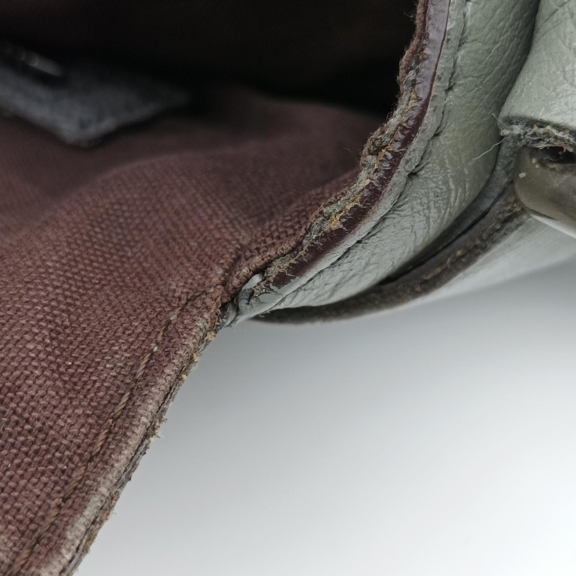 Secondhand Louis Vuitton Roman MM Gracie Taiga M32623 shoulderbag | stylenewstar