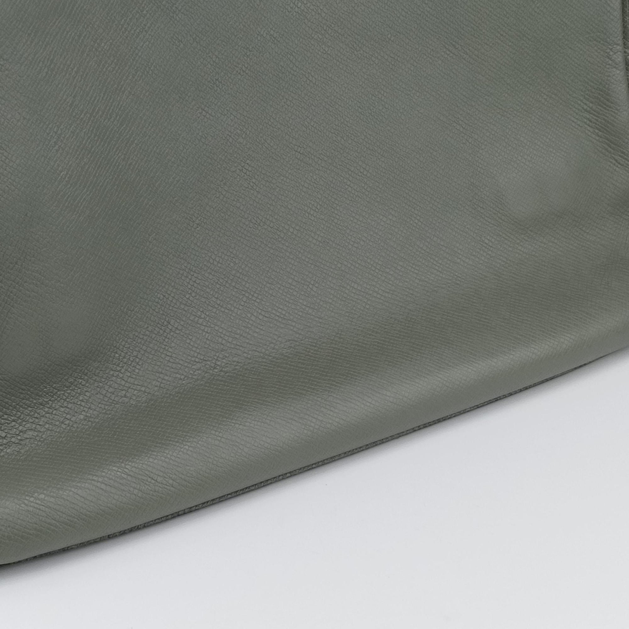 Secondhand Louis Vuitton Roman MM Gracie Taiga M32623 shoulderbag | stylenewstar