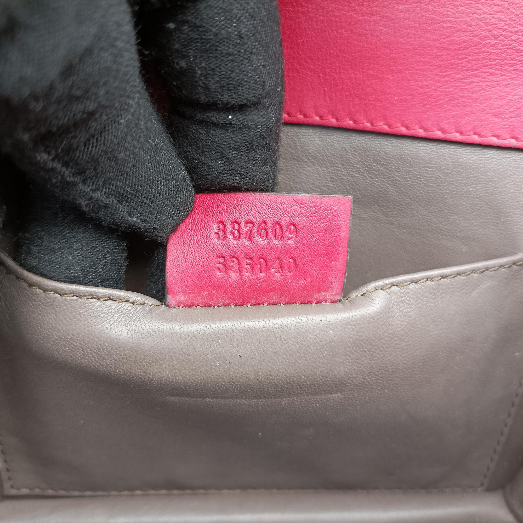 Pre-owned Gucci Interlocking G Rose Patent 387609 shoulderbag | stylenewstar