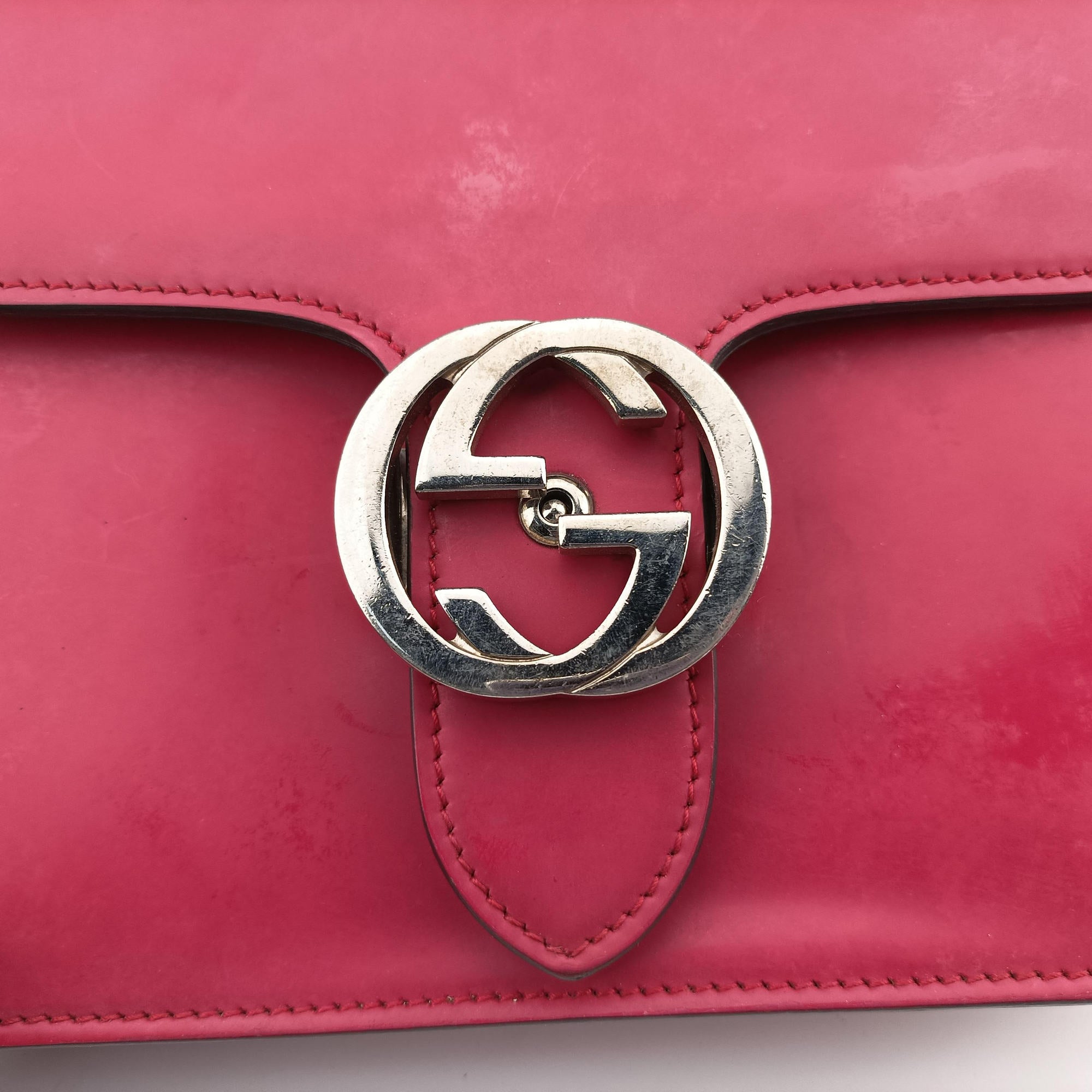 Pre-owned Gucci Interlocking G Rose Patent 387609 shoulderbag | stylenewstar