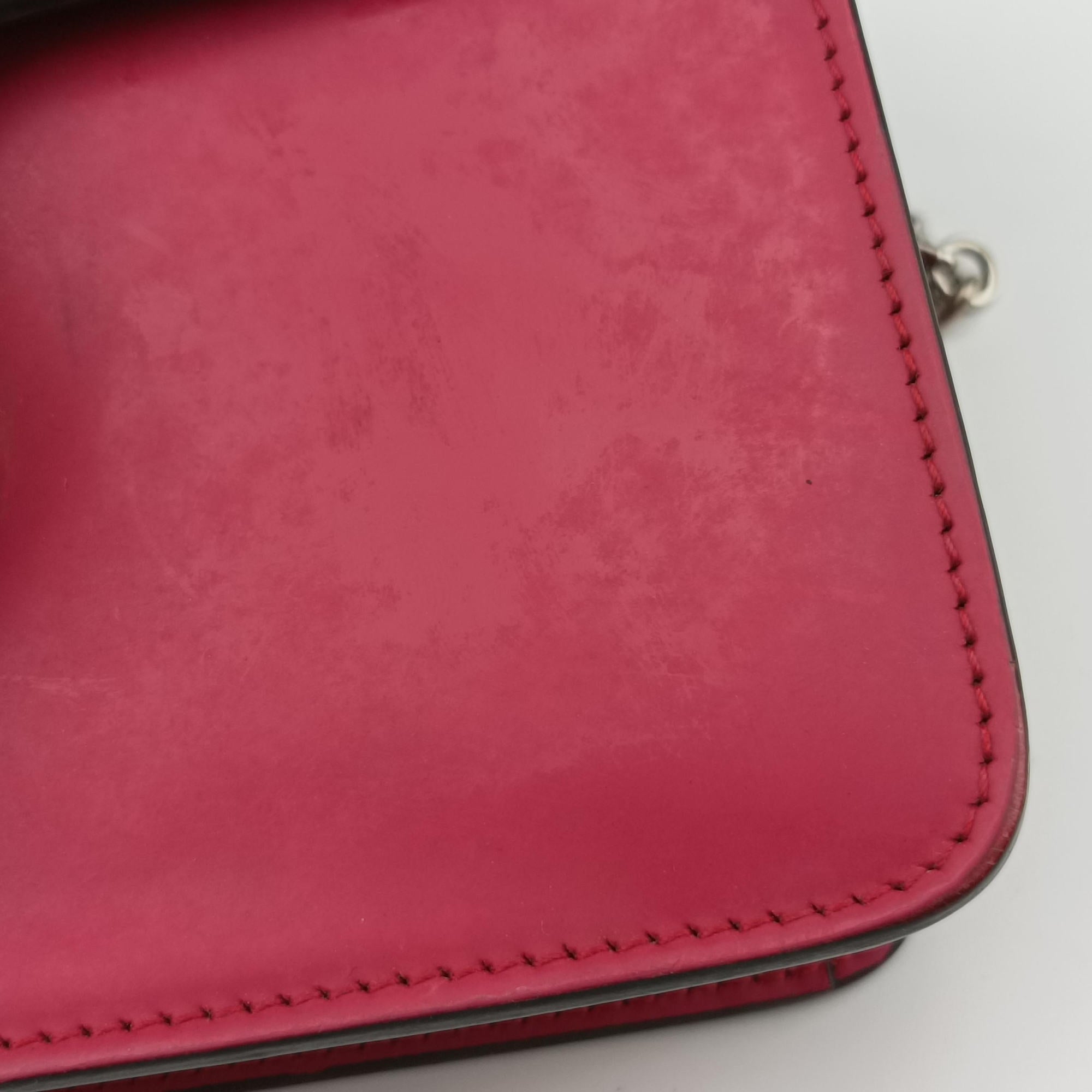Pre-owned Gucci Interlocking G Rose Patent 387609 shoulderbag | stylenewstar
