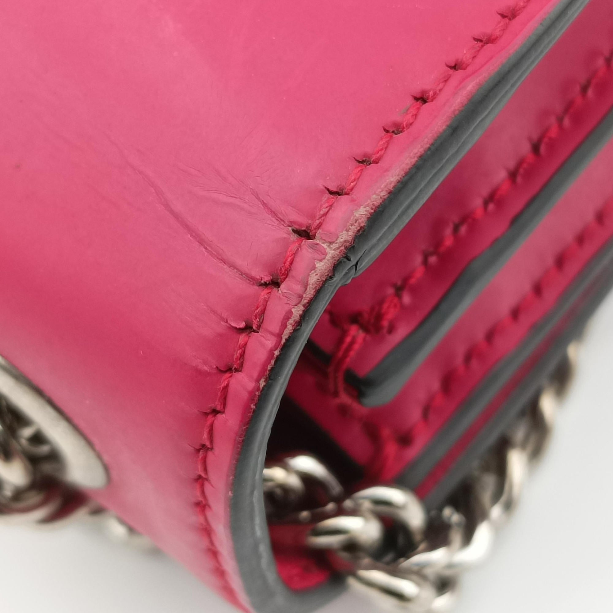 Pre-owned Gucci Interlocking G Rose Patent 387609 shoulderbag | stylenewstar