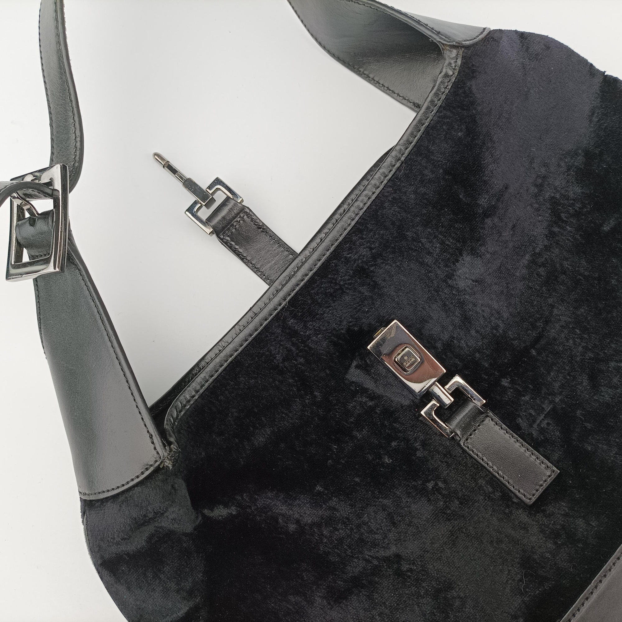 Vintage Gucci Jackie Black velour×leather 001.33 shoulderbag | stylenewstar
