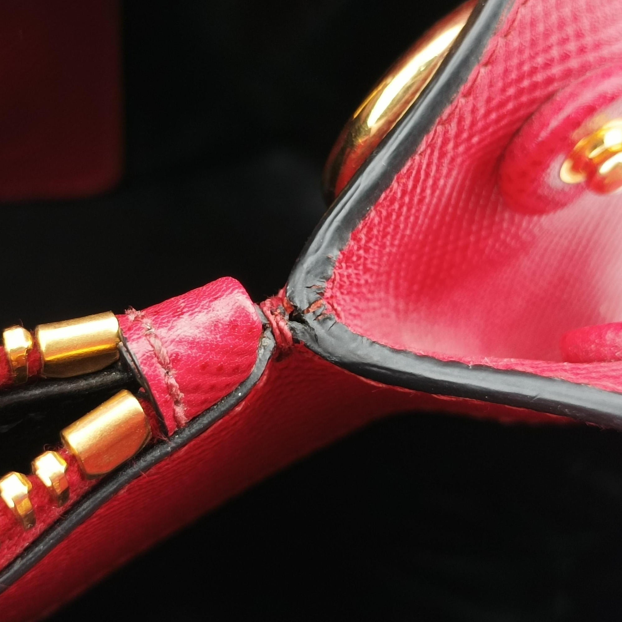 Pre-owned Prada Promenade Studded Red SAFFIANO Leather BN2753 shoulderbag | stylenewstar