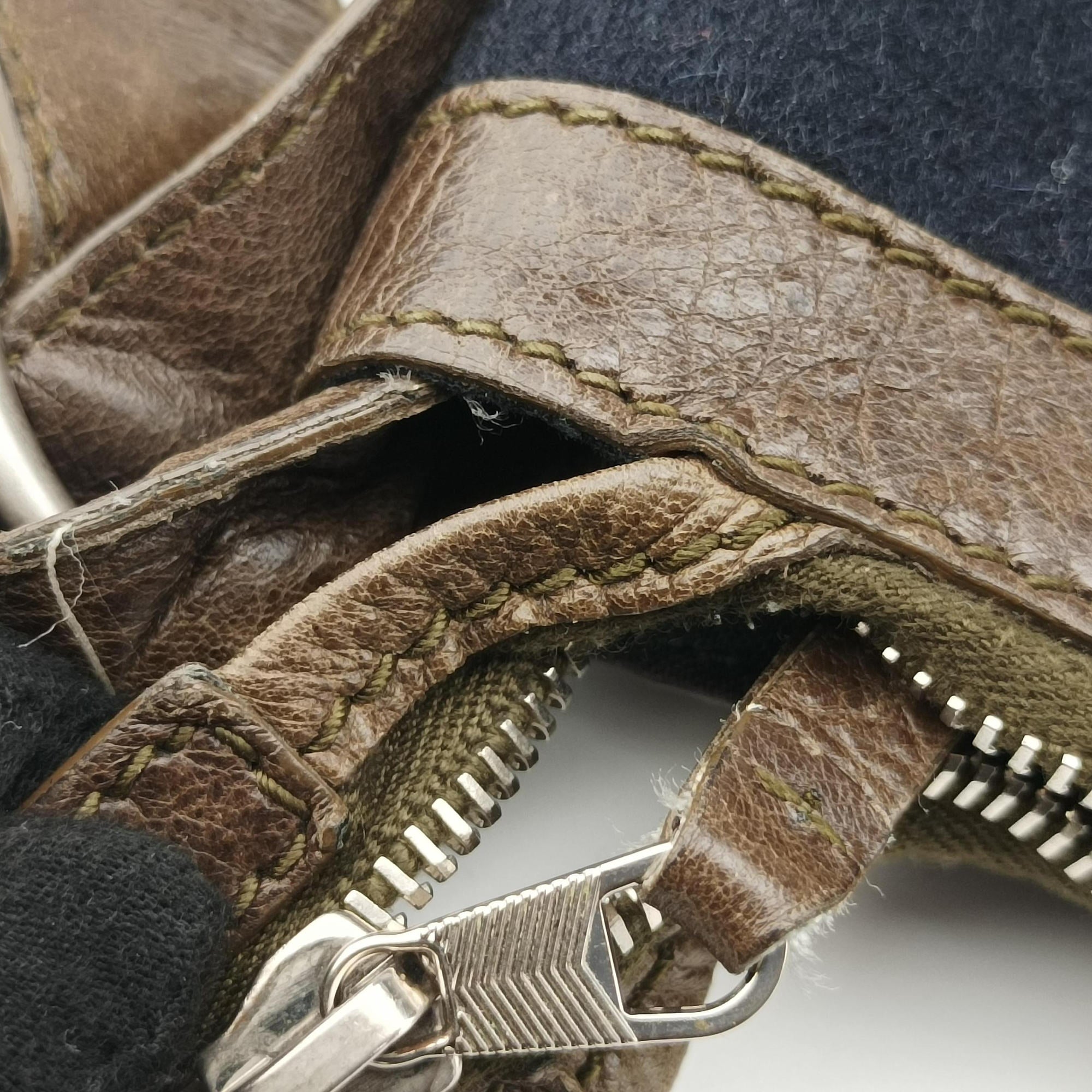Vintage Balenciaga Day Line Navy Blue × Brown Canvas×Leather  shoulderbag | stylenewstar