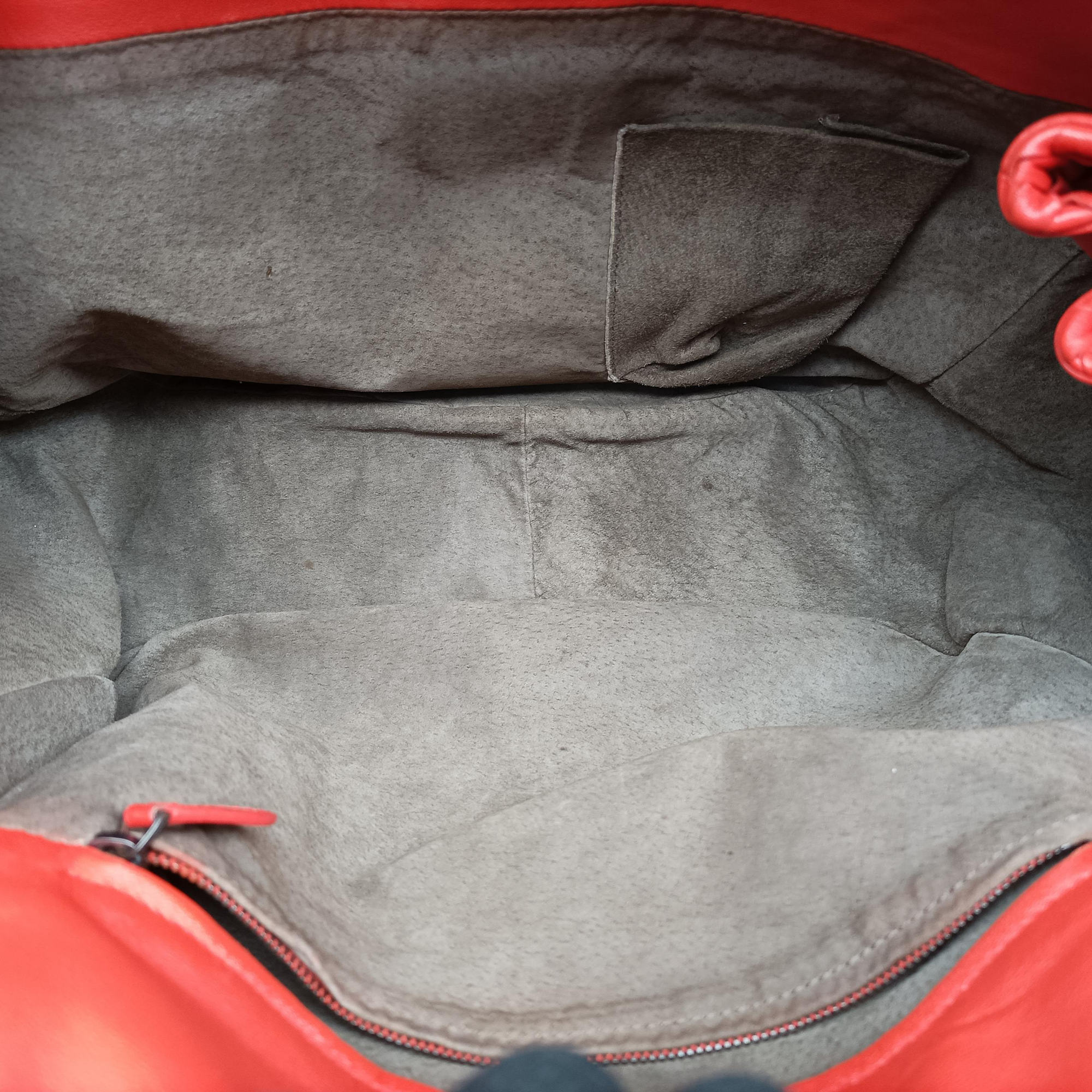 Pre-owned Bottega Veneta Hobo Intrecciato Red lambskin  shoulderbag | stylenewstar