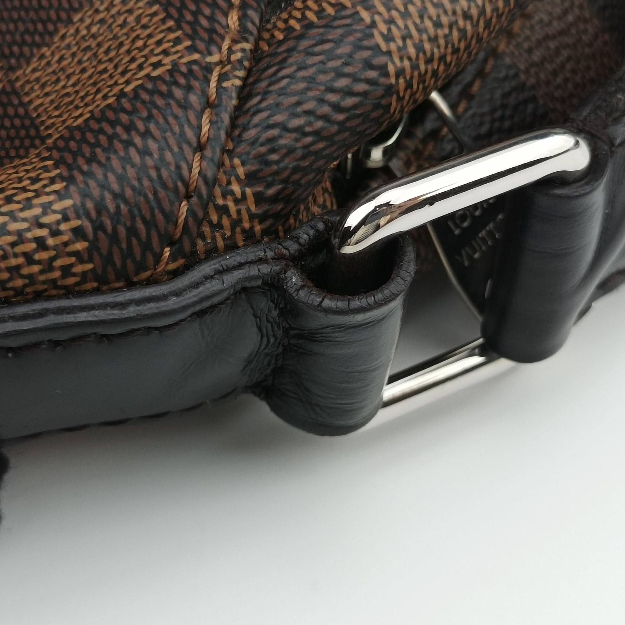 Pre-owned Louis Vuitton Jake messenger NM EBENE Damier Canvas N41569 shoulderbag | stylenewstar