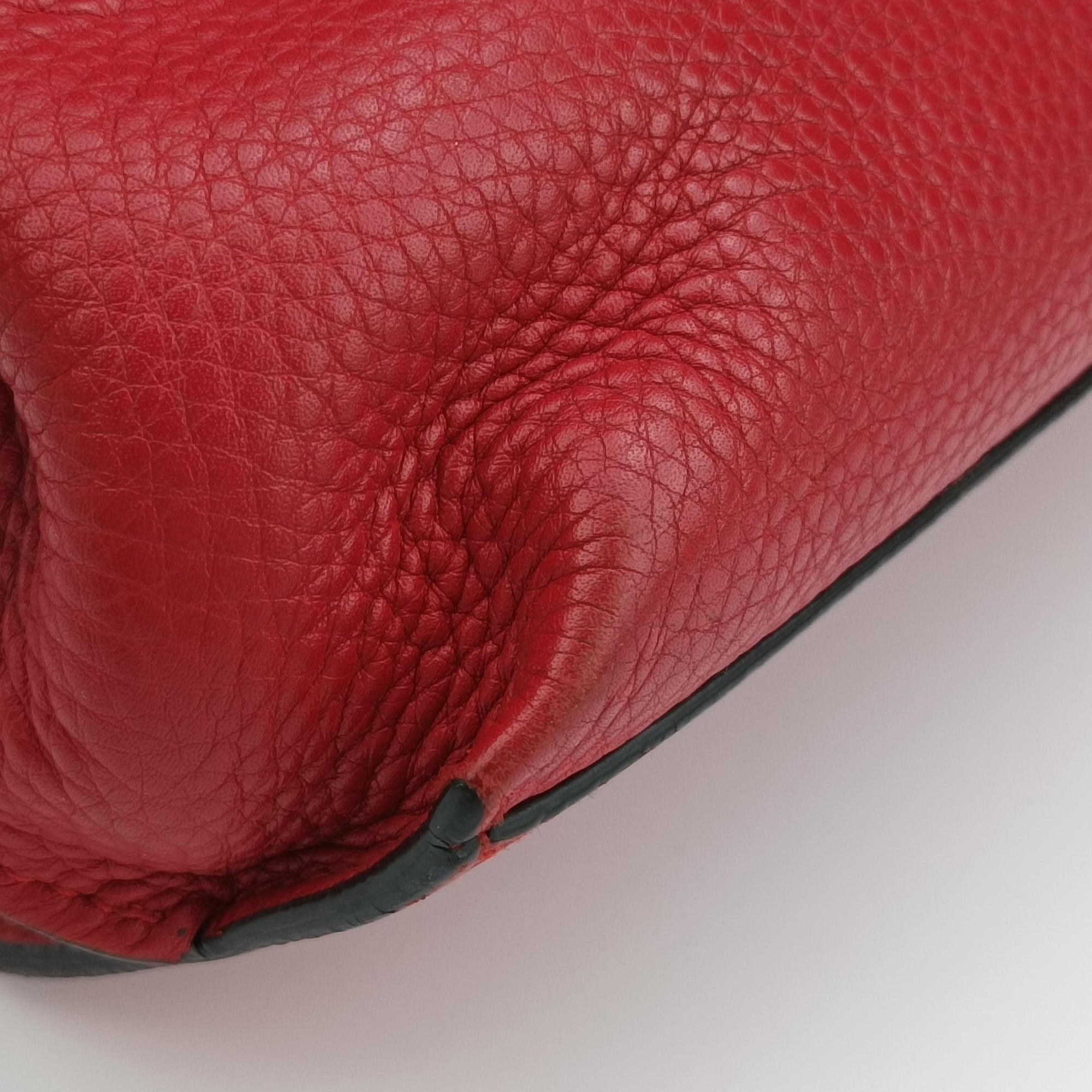 Vintage Gucci Bamboo Daily Red Leather 370831 shoulderbag | stylenewstar