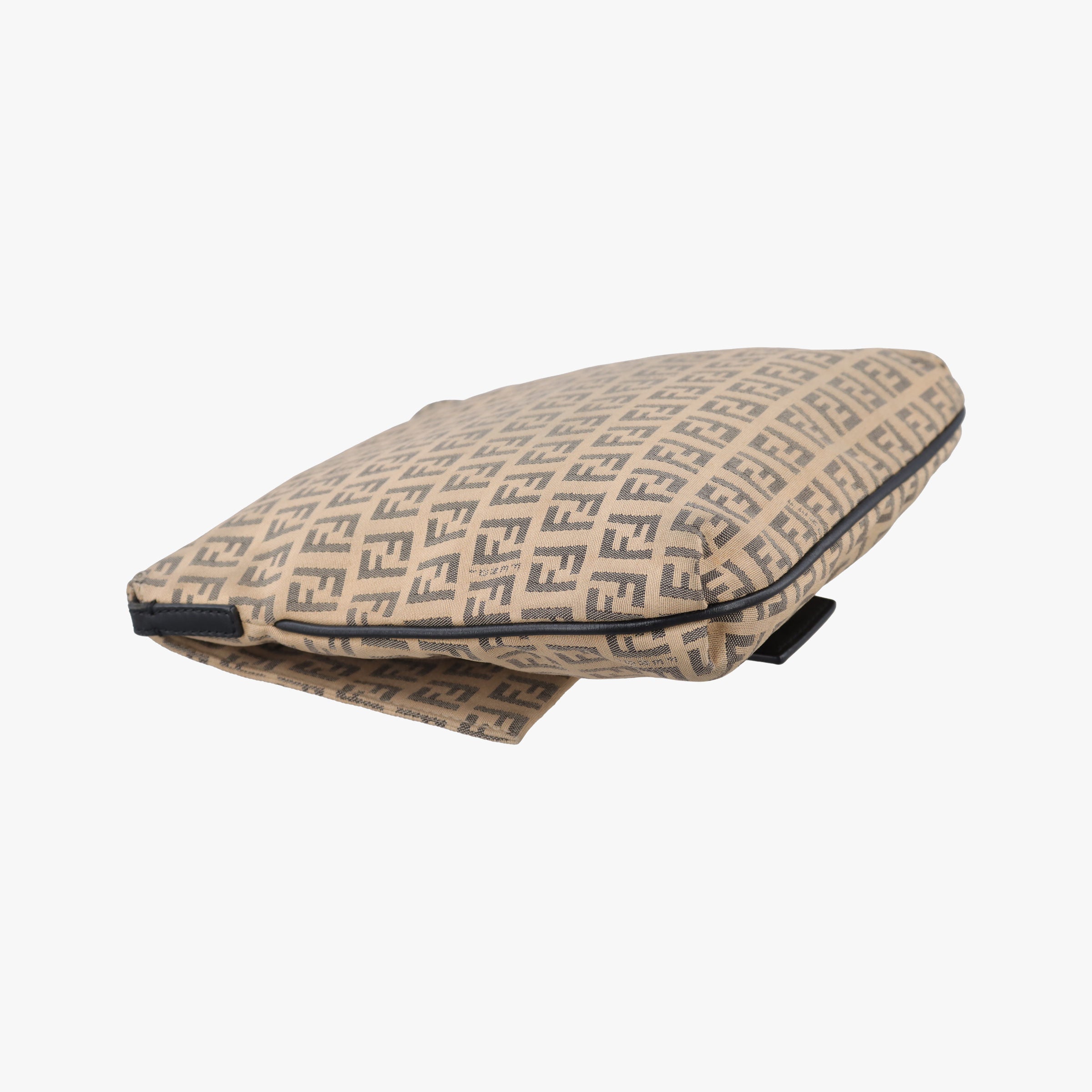 Secondhand Fendi Zucchino Beige canvas 8BT075 shoulderbag | stylenewstar